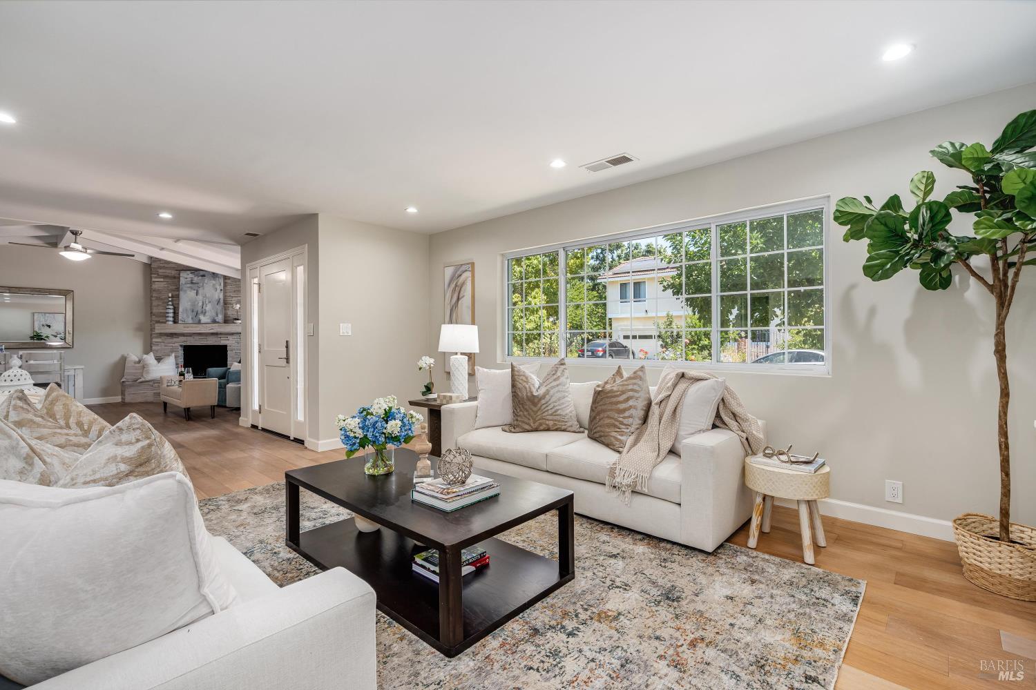 Detail Gallery Image 6 of 50 For 1705 Adele St, Calistoga,  CA 94515 - 3 Beds | 2/1 Baths
