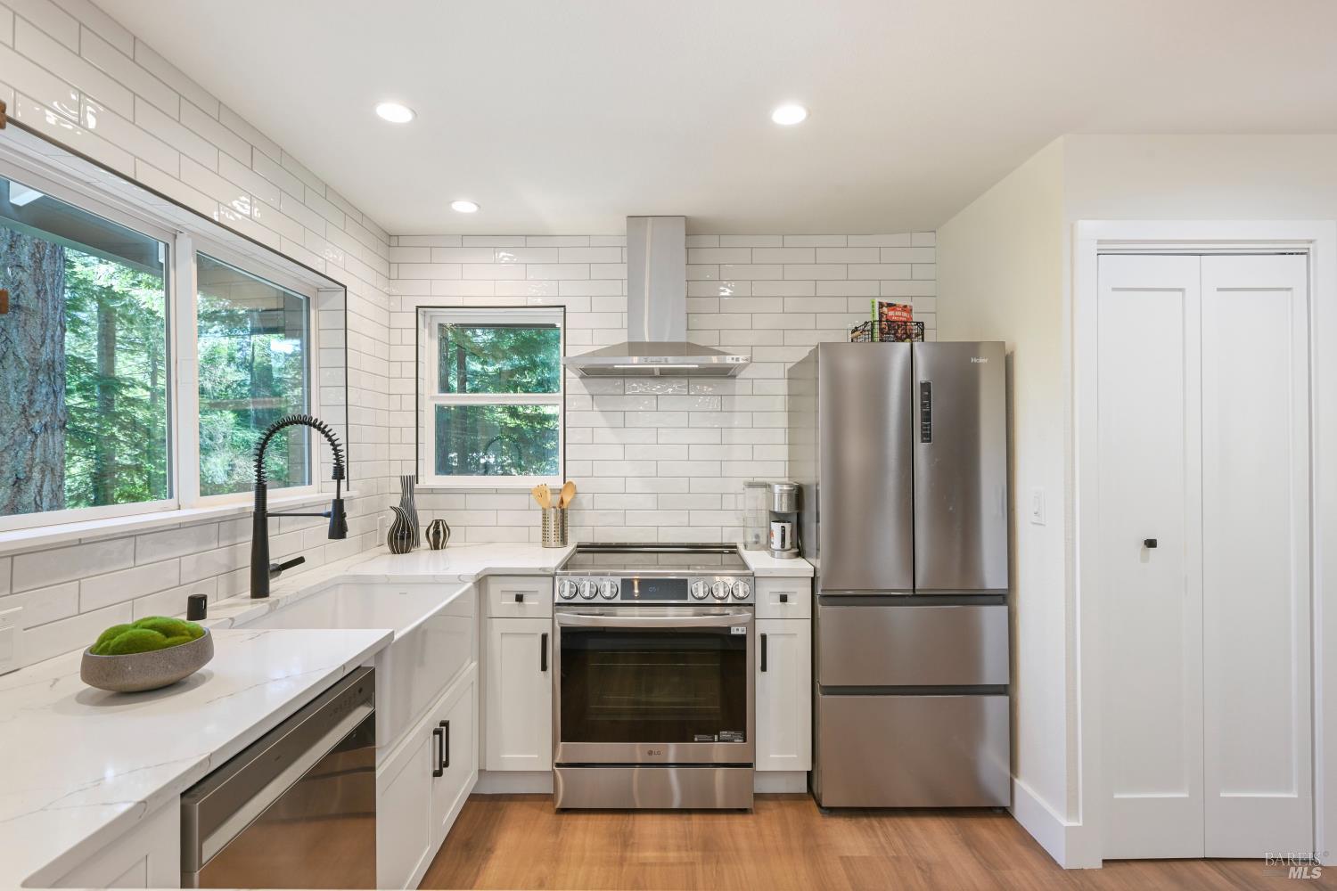Detail Gallery Image 12 of 67 For 14150 Fern Rd, Guerneville,  CA 95446 - 3 Beds | 2/1 Baths