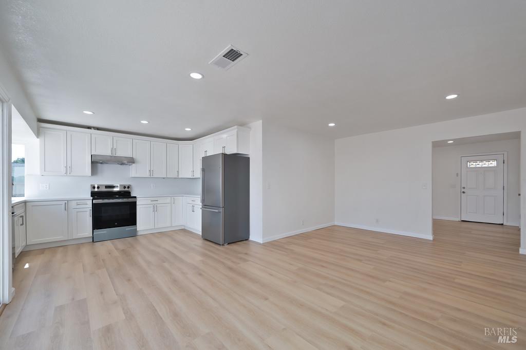 Detail Gallery Image 29 of 52 For 1109 Sanderling Dr, Fairfield,  CA 94533 - 4 Beds | 2 Baths