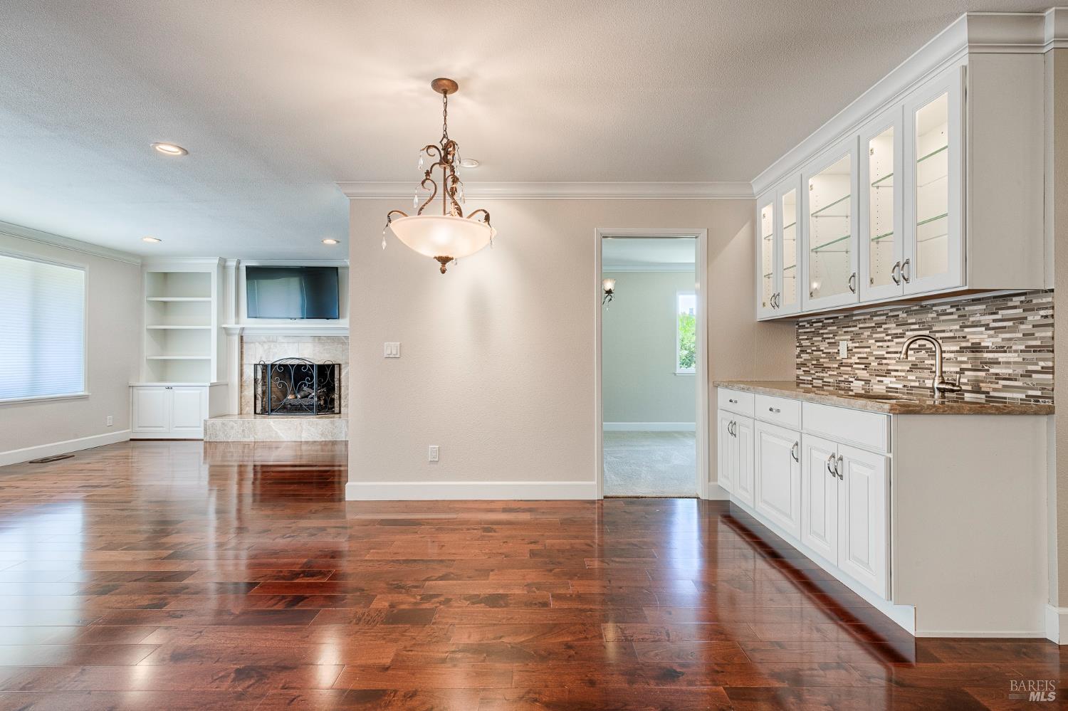 Detail Gallery Image 10 of 67 For 6828 Fairfield Dr, Santa Rosa,  CA 95409 - 2 Beds | 2 Baths