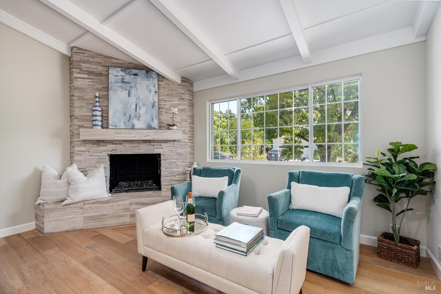 Detail Gallery Image 5 of 50 For 1705 Adele St, Calistoga,  CA 94515 - 3 Beds | 2/1 Baths