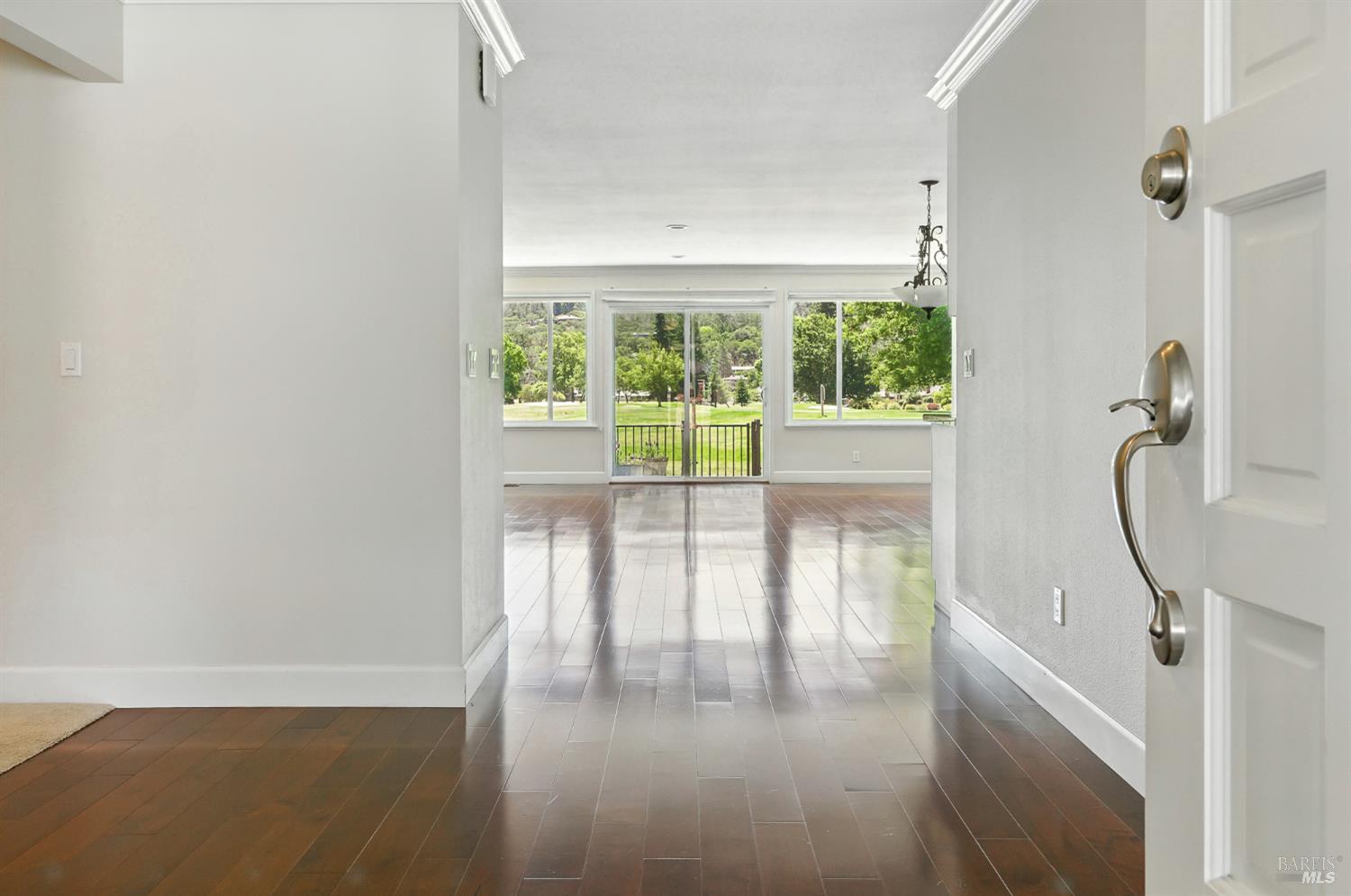 Detail Gallery Image 6 of 67 For 6828 Fairfield Dr, Santa Rosa,  CA 95409 - 2 Beds | 2 Baths