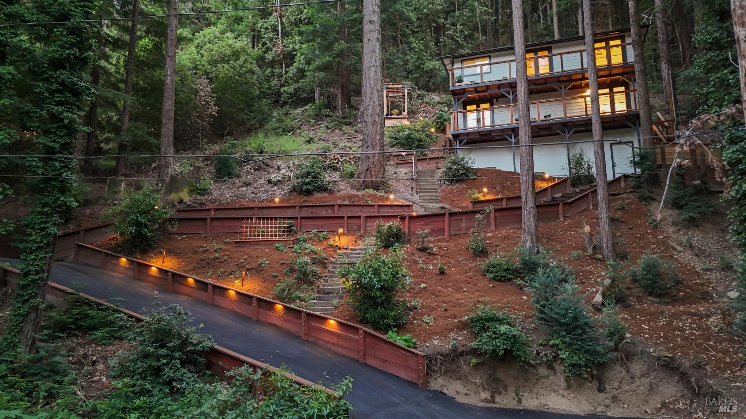 Detail Gallery Image 2 of 67 For 14150 Fern Rd, Guerneville,  CA 95446 - 3 Beds | 2/1 Baths