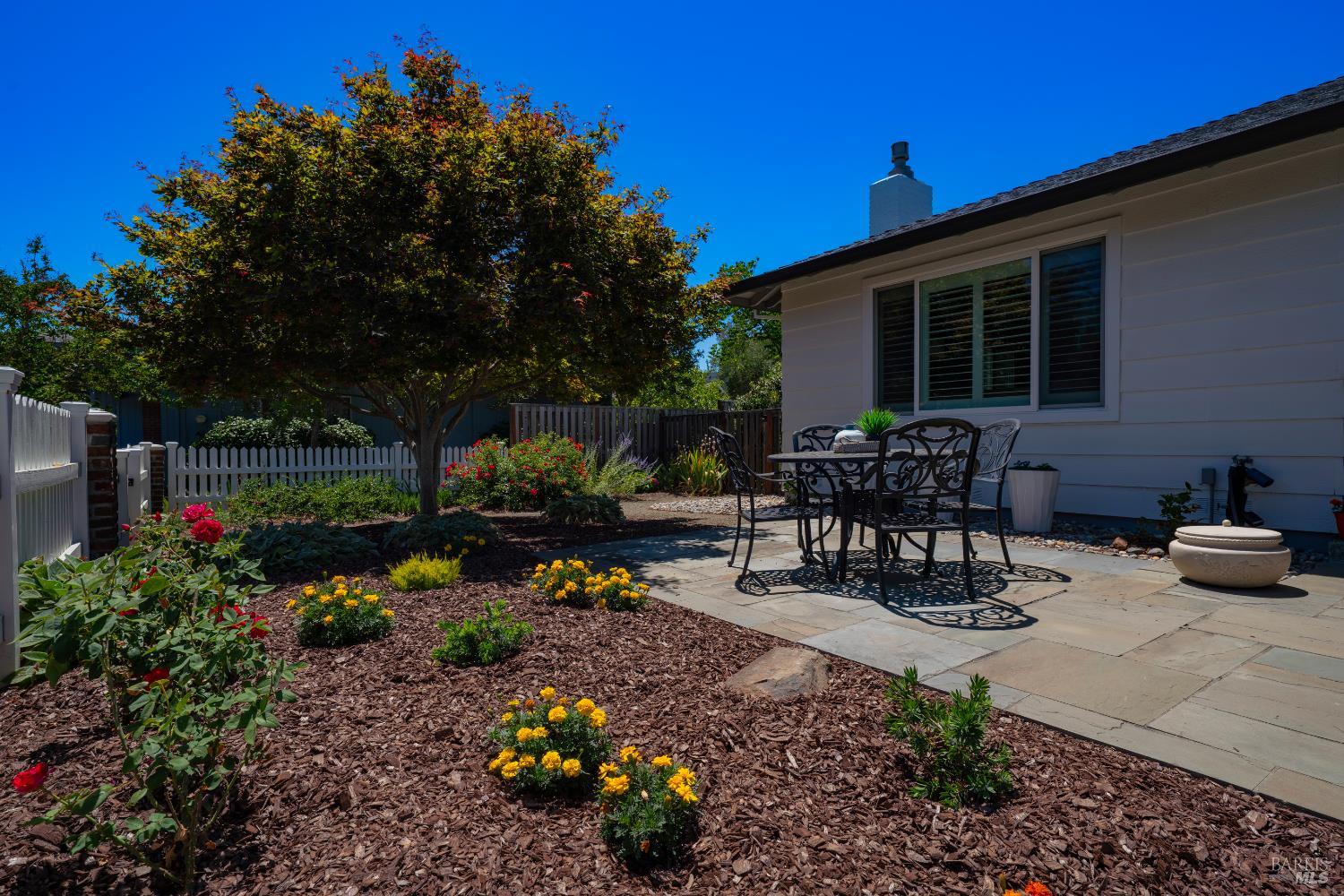 Detail Gallery Image 29 of 33 For 8819 Hood Mountain Cir, Santa Rosa,  CA 95409 - 2 Beds | 2 Baths