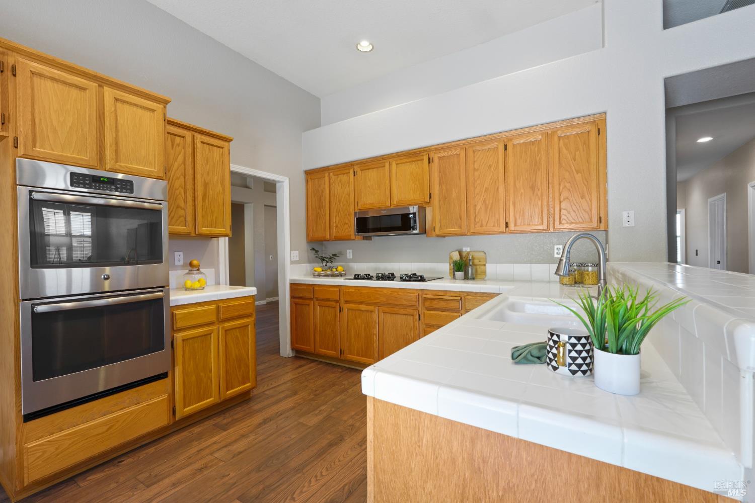 Detail Gallery Image 21 of 41 For 2432 Trevino Way, Fairfield,  CA 94534 - 4 Beds | 2 Baths