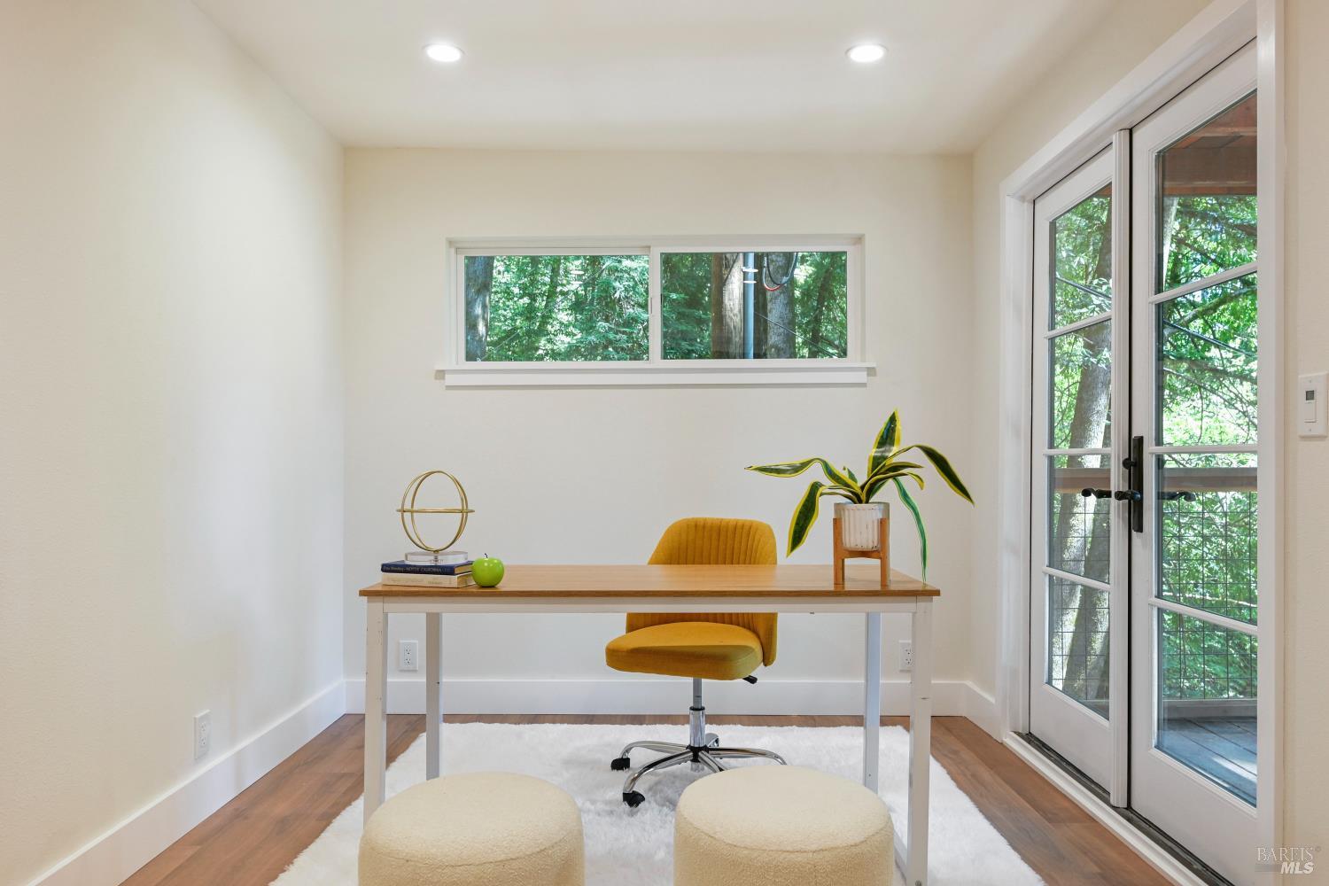 Detail Gallery Image 35 of 67 For 14150 Fern Rd, Guerneville,  CA 95446 - 3 Beds | 2/1 Baths