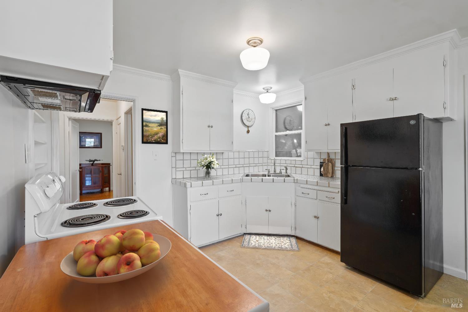 Detail Gallery Image 9 of 25 For 2001 Marin St, Napa,  CA 94559 - 2 Beds | 1 Baths