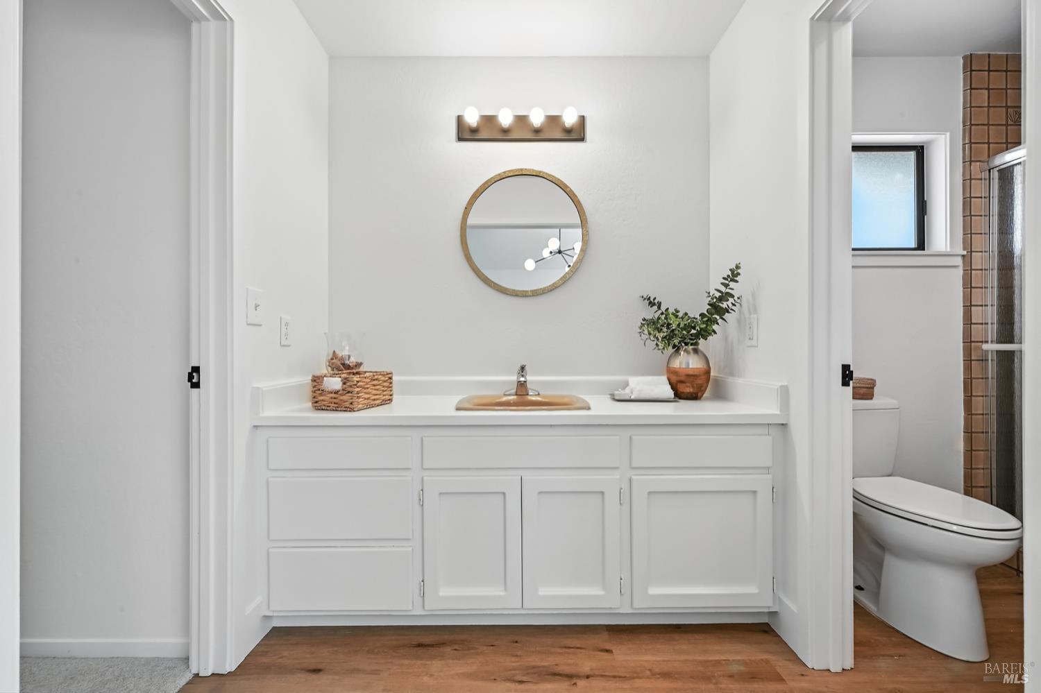 Detail Gallery Image 26 of 41 For 15 Arbor Cir, Novato,  CA 94947 - 5 Beds | 3 Baths