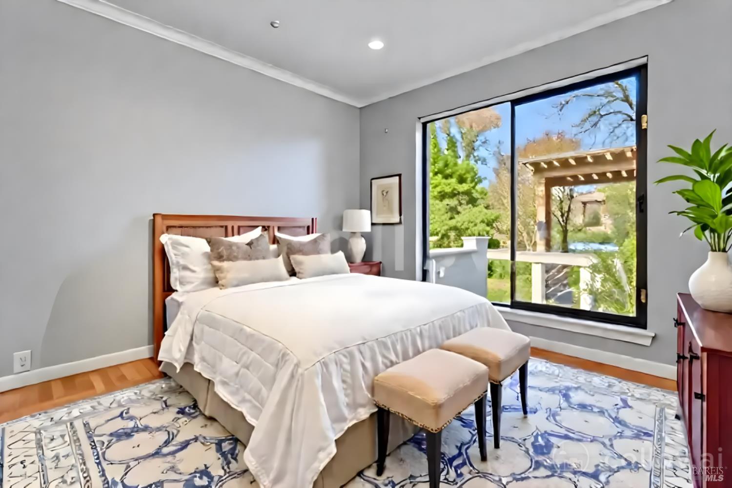 Detail Gallery Image 24 of 45 For 595 Michael Dr, Sonoma,  CA 95476 - 4 Beds | 4 Baths