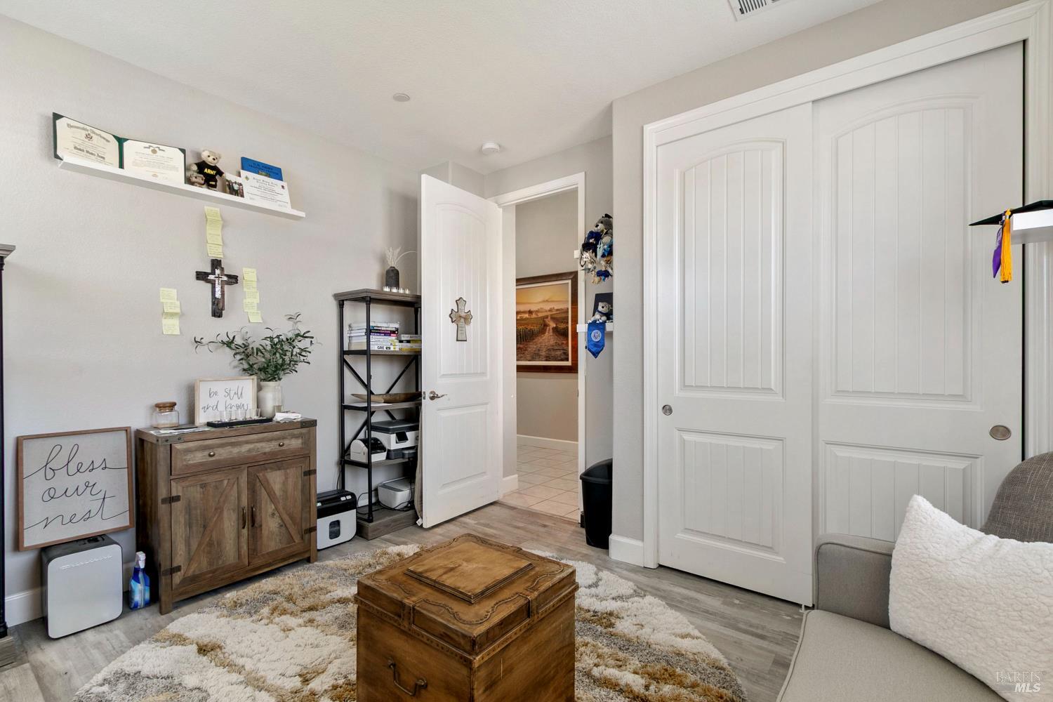Detail Gallery Image 21 of 38 For 1001 Swift Ct, Vacaville,  CA 95688 - 4 Beds | 2 Baths