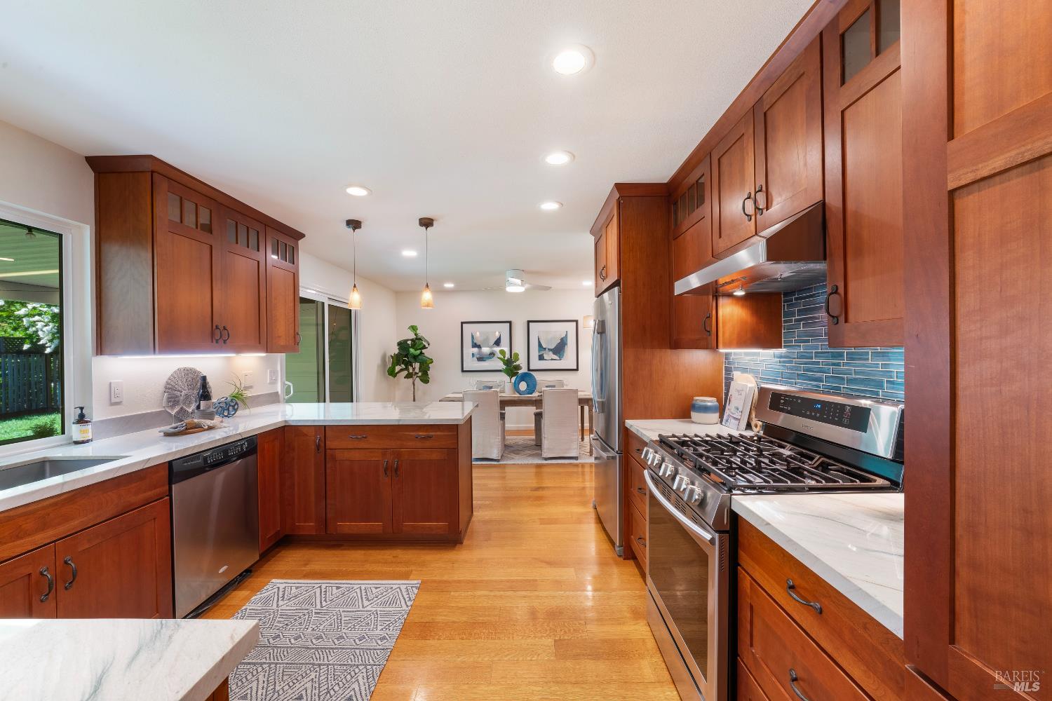 Detail Gallery Image 16 of 33 For 8819 Hood Mountain Cir, Santa Rosa,  CA 95409 - 2 Beds | 2 Baths
