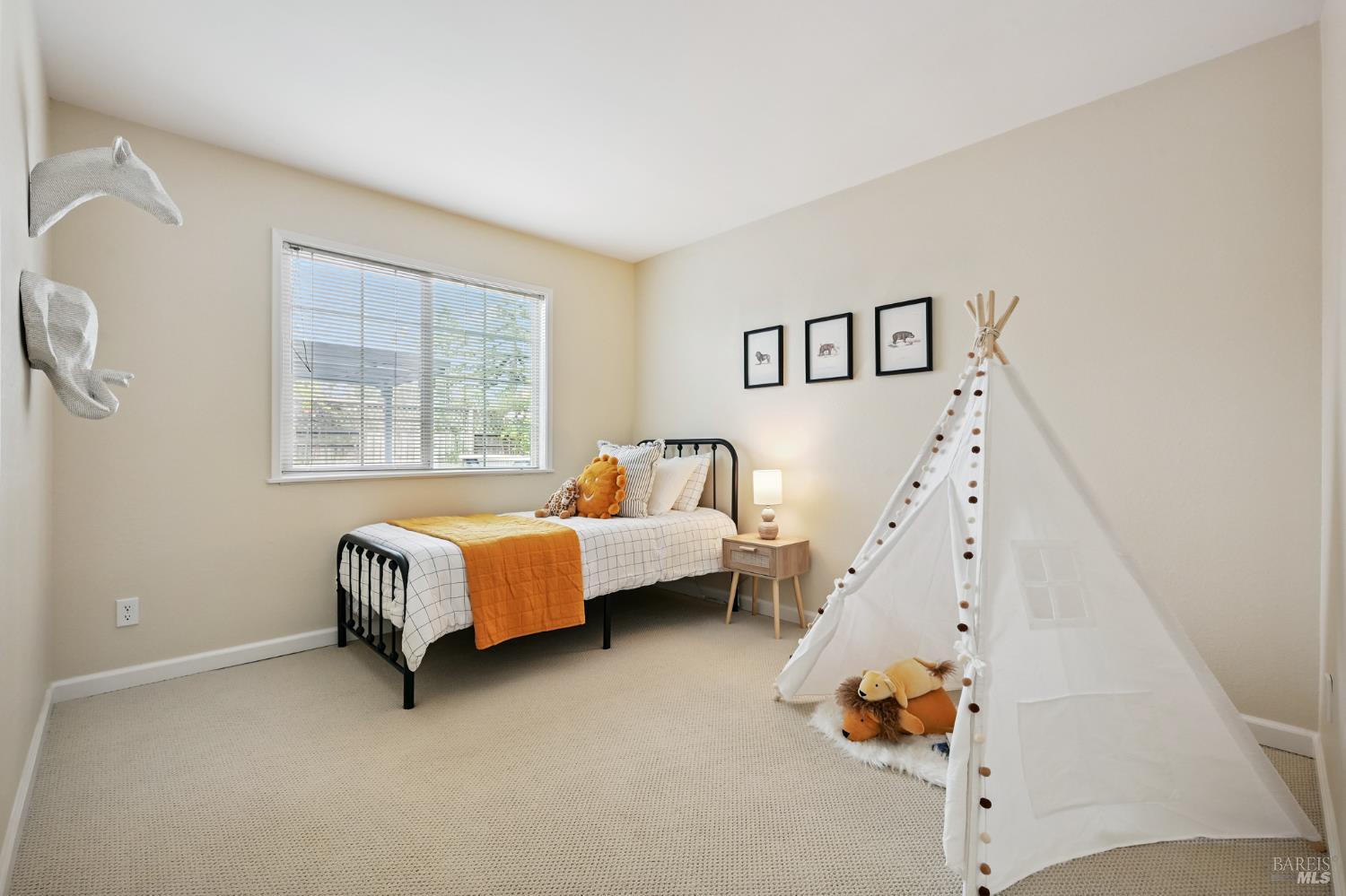 Detail Gallery Image 30 of 52 For 4777 Fairway Dr, Rohnert Park,  CA 94928 - 4 Beds | 2 Baths