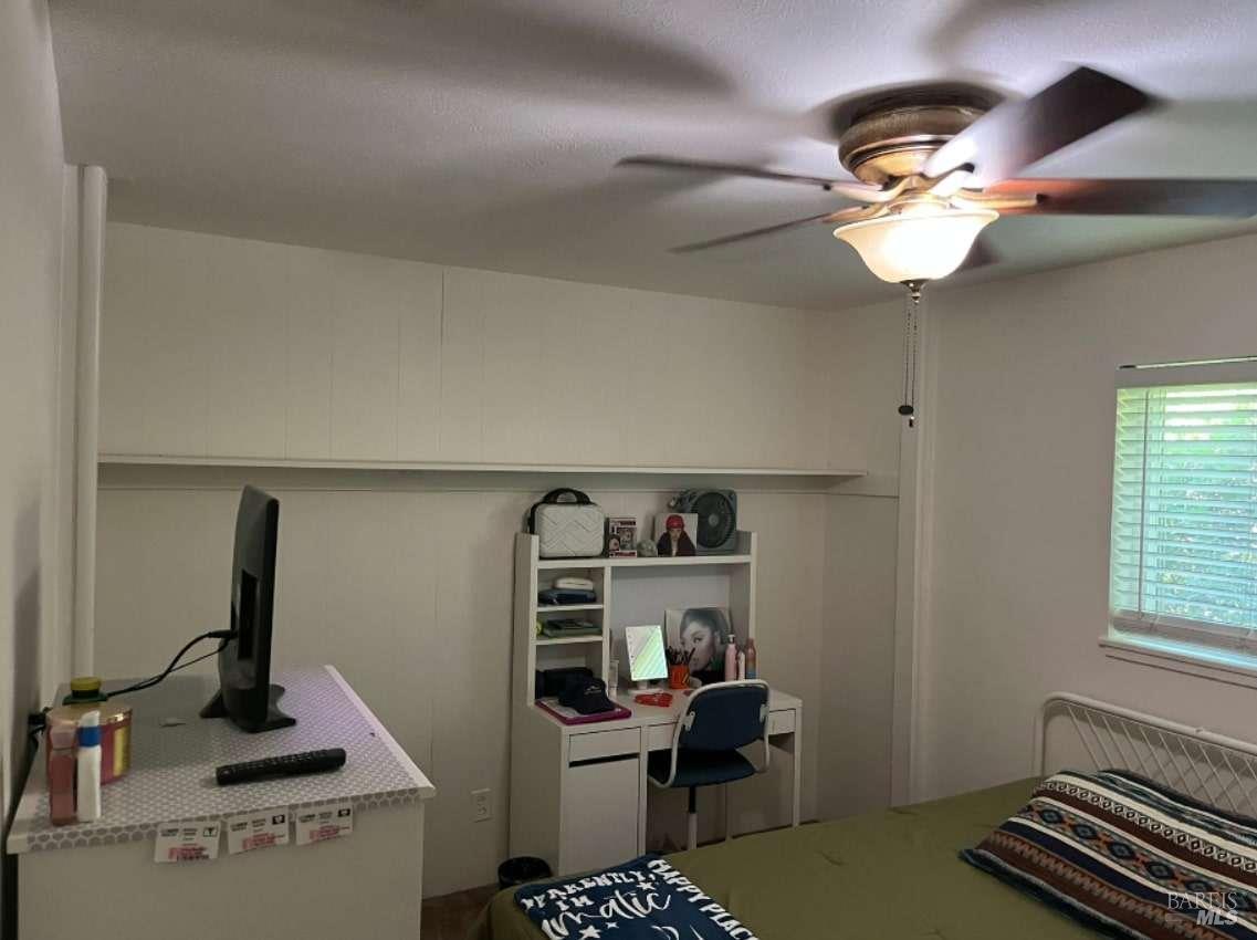 Detail Gallery Image 5 of 18 For 741 W D St, Dixon,  CA 95620 - 3 Beds | 2 Baths