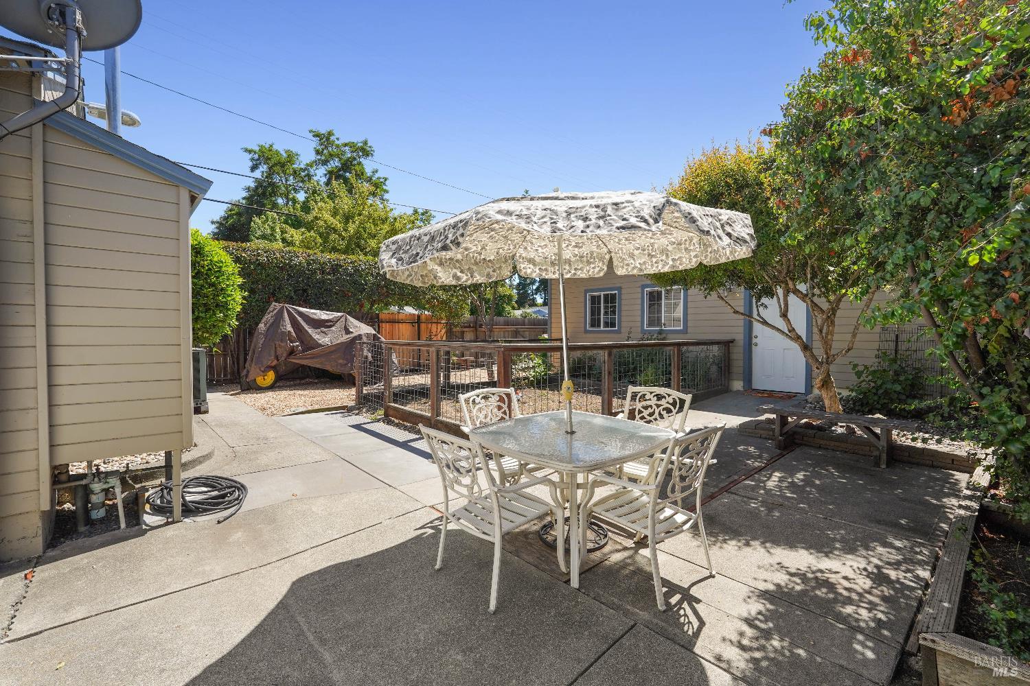 Detail Gallery Image 18 of 25 For 2001 Marin St, Napa,  CA 94559 - 2 Beds | 1 Baths