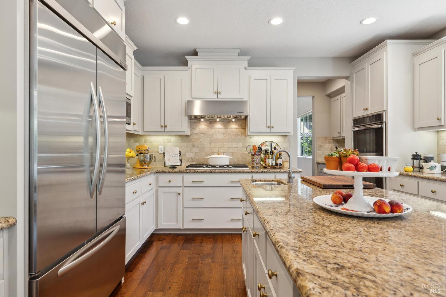 Detail Gallery Image 10 of 43 For 2108 W Lincoln Ave, Napa,  CA 94558 - 4 Beds | 3 Baths