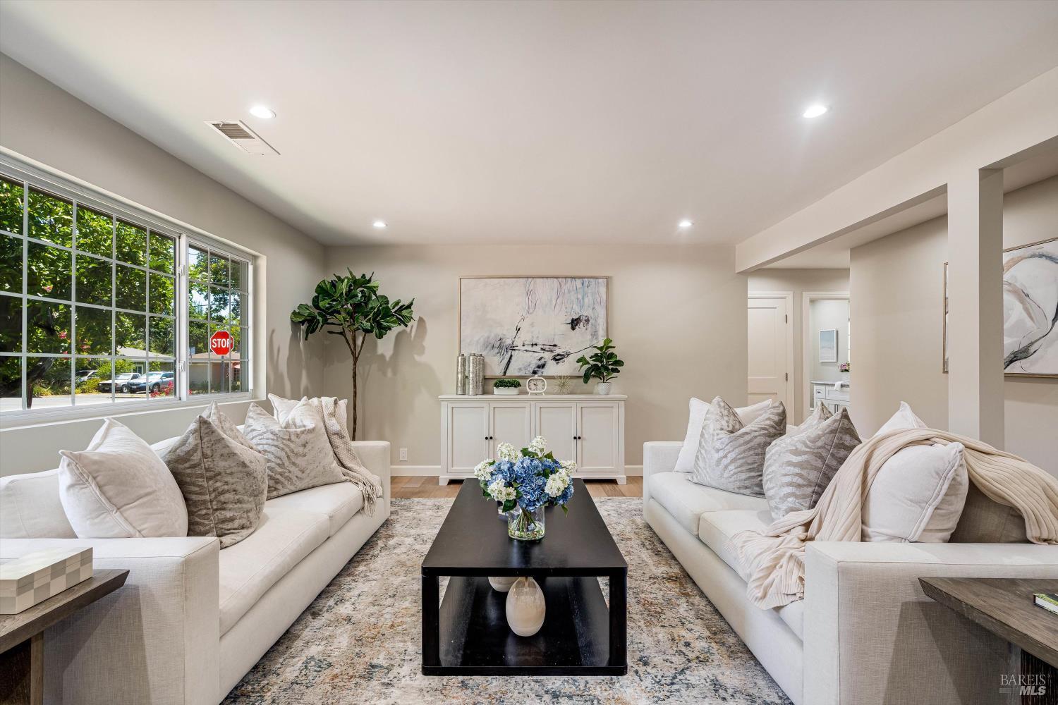 Detail Gallery Image 7 of 50 For 1705 Adele St, Calistoga,  CA 94515 - 3 Beds | 2/1 Baths