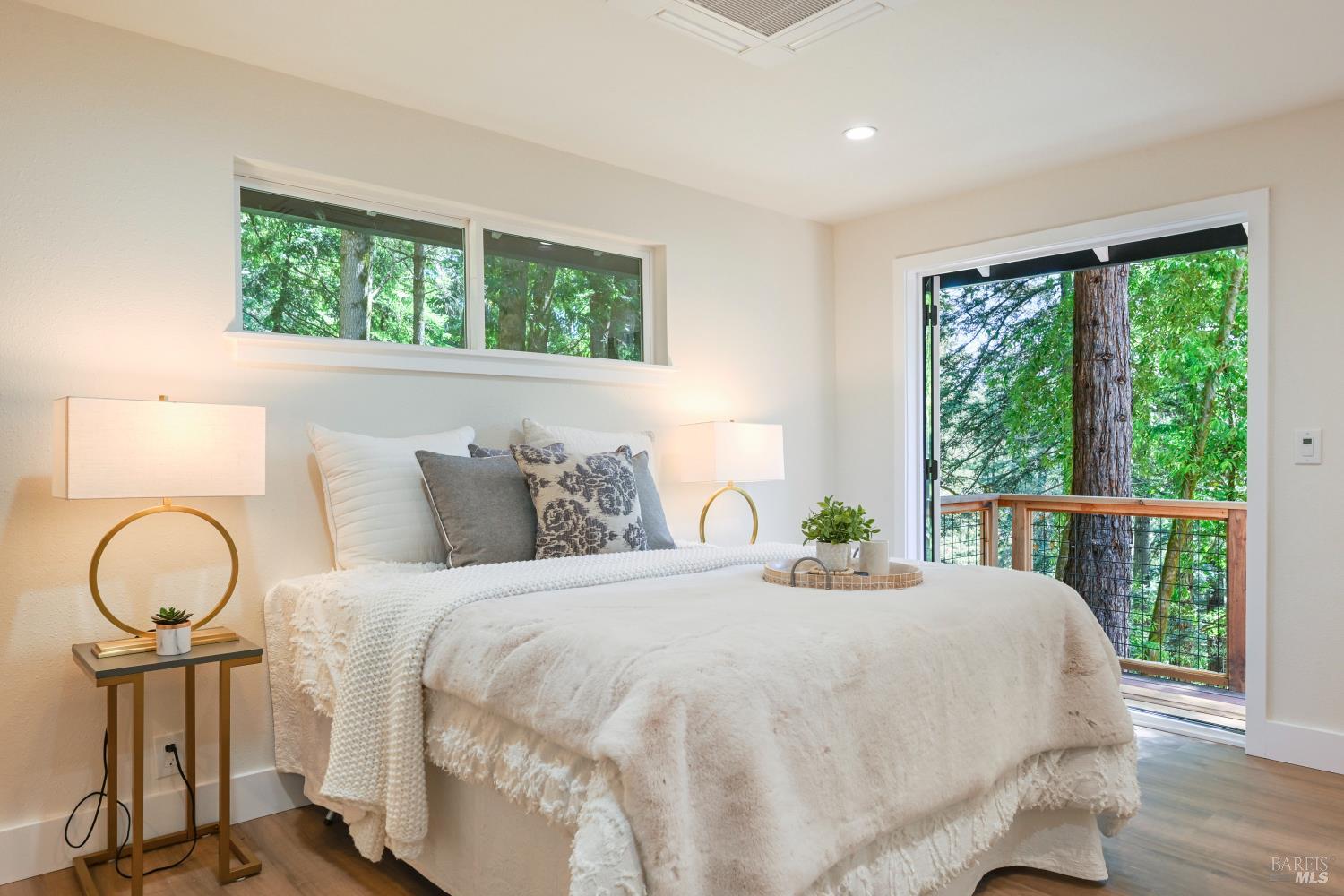 Detail Gallery Image 22 of 67 For 14150 Fern Rd, Guerneville,  CA 95446 - 3 Beds | 2/1 Baths