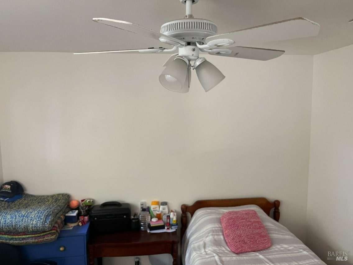 Detail Gallery Image 7 of 18 For 741 W D St, Dixon,  CA 95620 - 3 Beds | 2 Baths