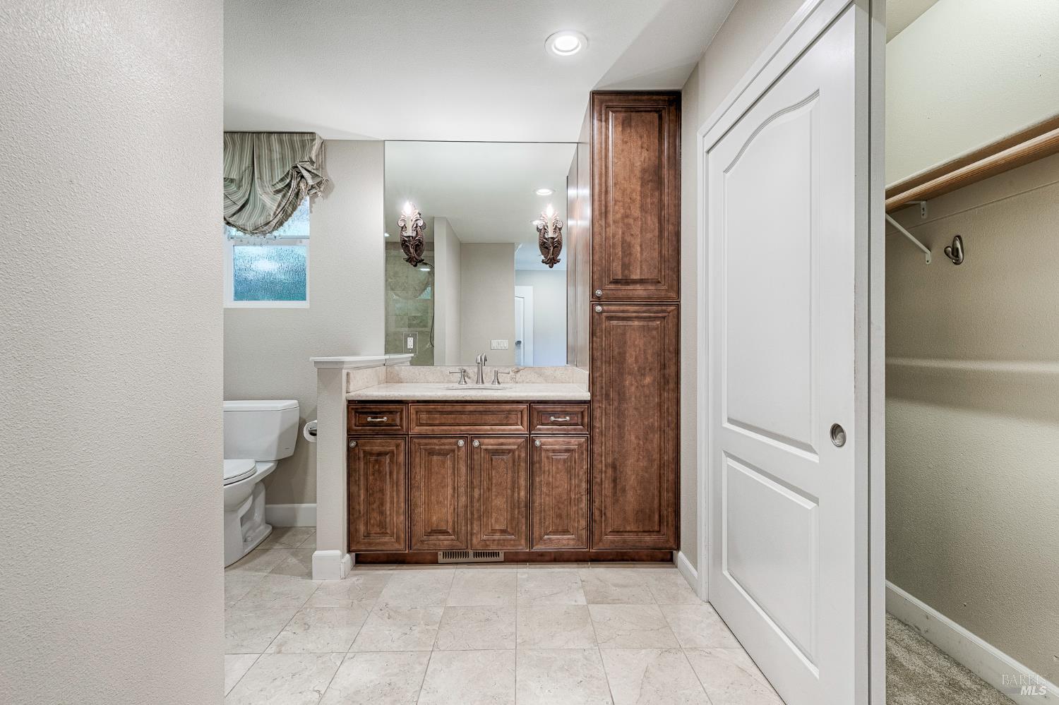 Detail Gallery Image 34 of 67 For 6828 Fairfield Dr, Santa Rosa,  CA 95409 - 2 Beds | 2 Baths