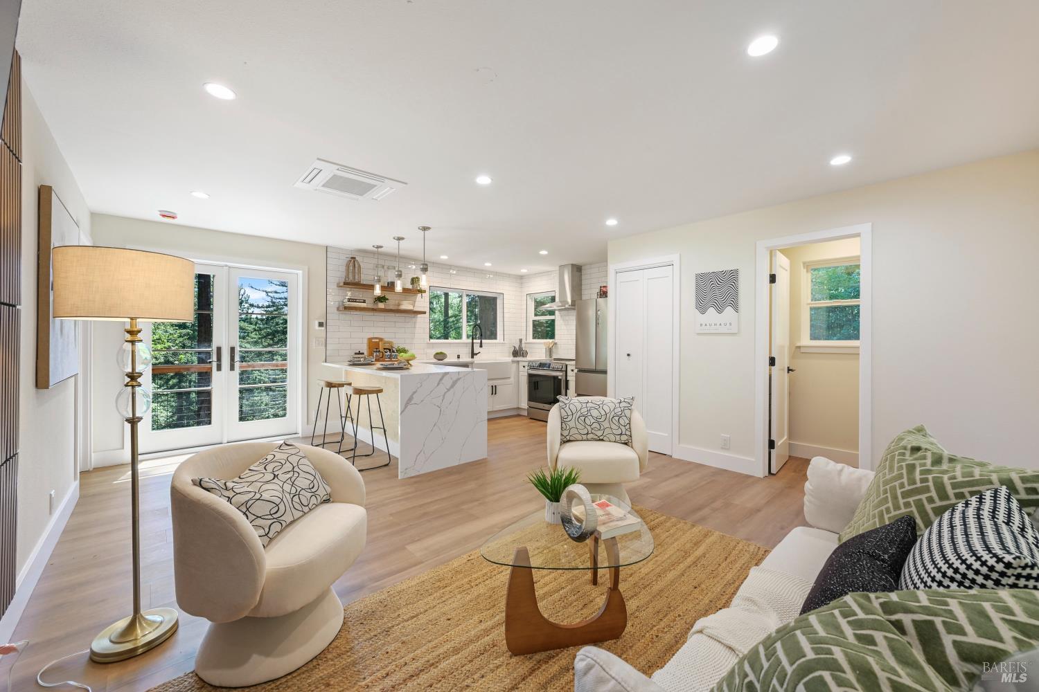 Detail Gallery Image 7 of 67 For 14150 Fern Rd, Guerneville,  CA 95446 - 3 Beds | 2/1 Baths