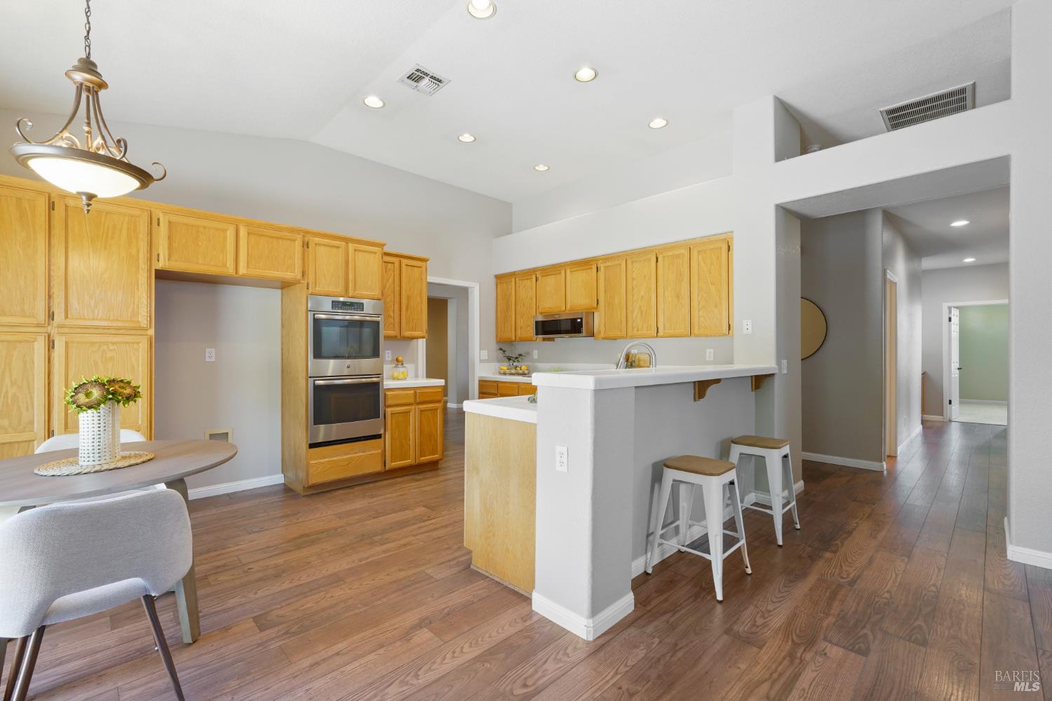 Detail Gallery Image 18 of 41 For 2432 Trevino Way, Fairfield,  CA 94534 - 4 Beds | 2 Baths