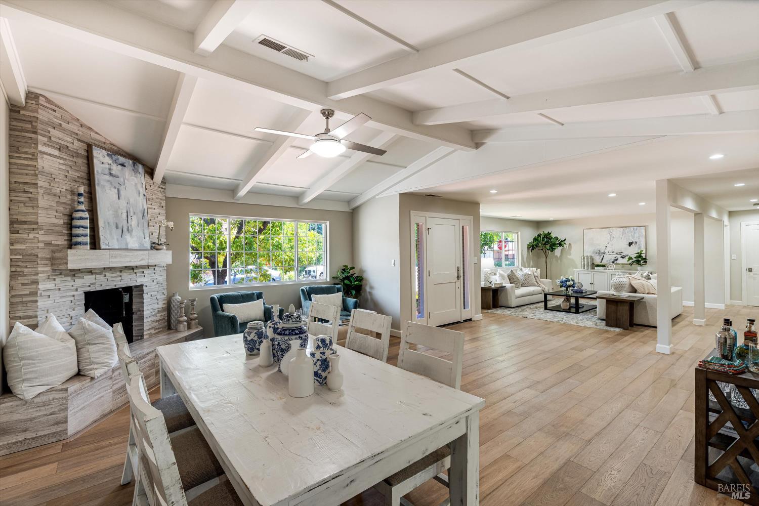 Detail Gallery Image 8 of 50 For 1705 Adele St, Calistoga,  CA 94515 - 3 Beds | 2/1 Baths