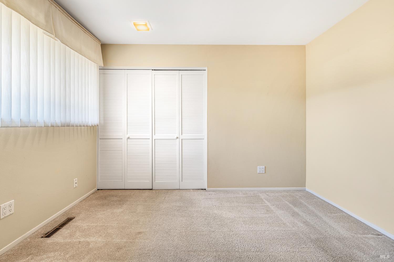 Detail Gallery Image 21 of 52 For 160 Oak Shadow Dr, Santa Rosa,  CA 95409 - 3 Beds | 2 Baths