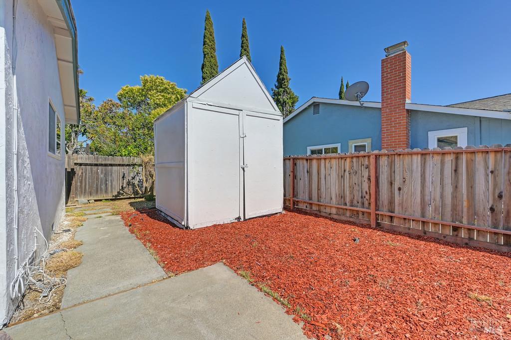 Detail Gallery Image 8 of 52 For 1109 Sanderling Dr, Fairfield,  CA 94533 - 4 Beds | 2 Baths