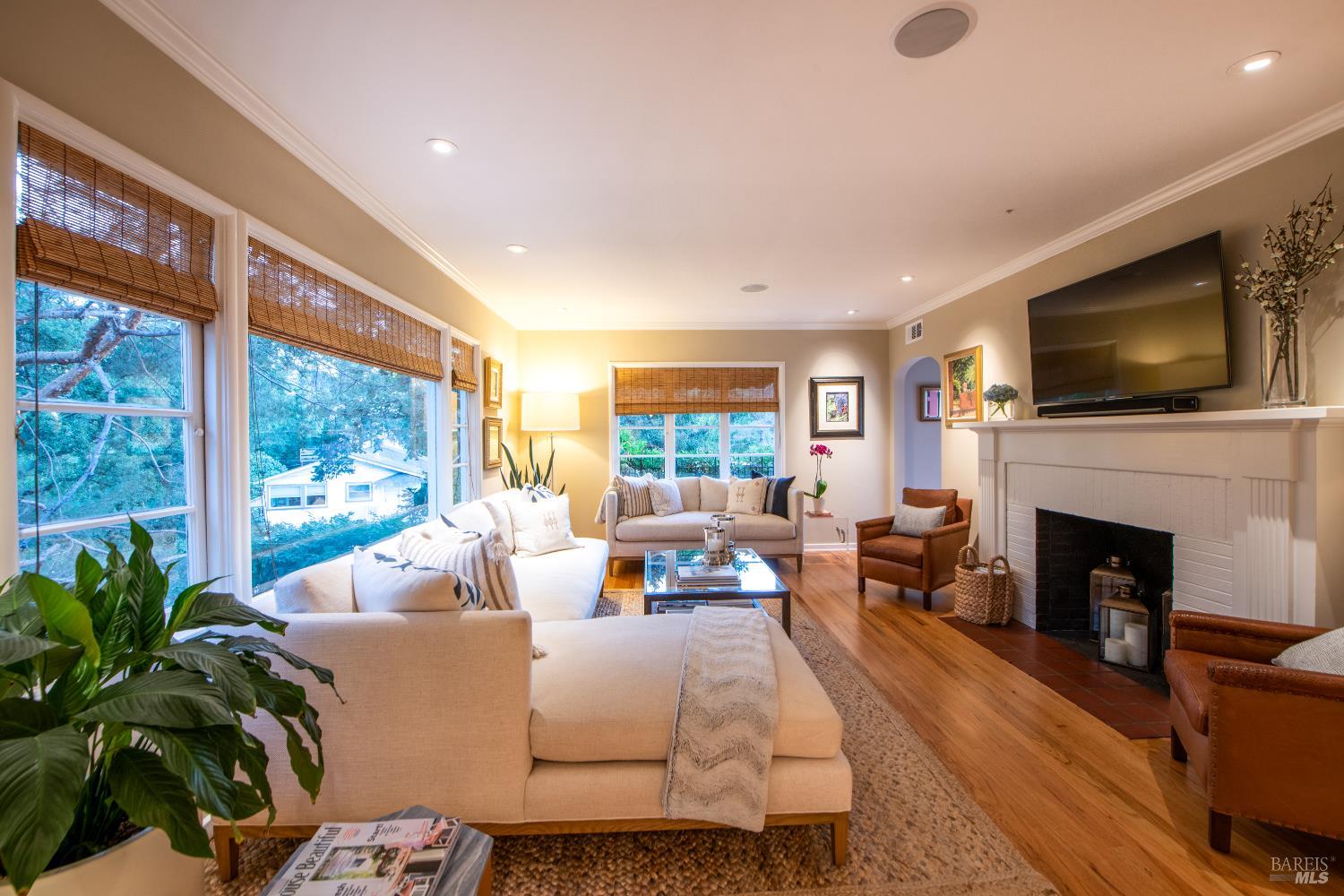 Detail Gallery Image 37 of 43 For 114 Tamal Vista Dr, San Rafael,  CA 94901 - 3 Beds | 2 Baths