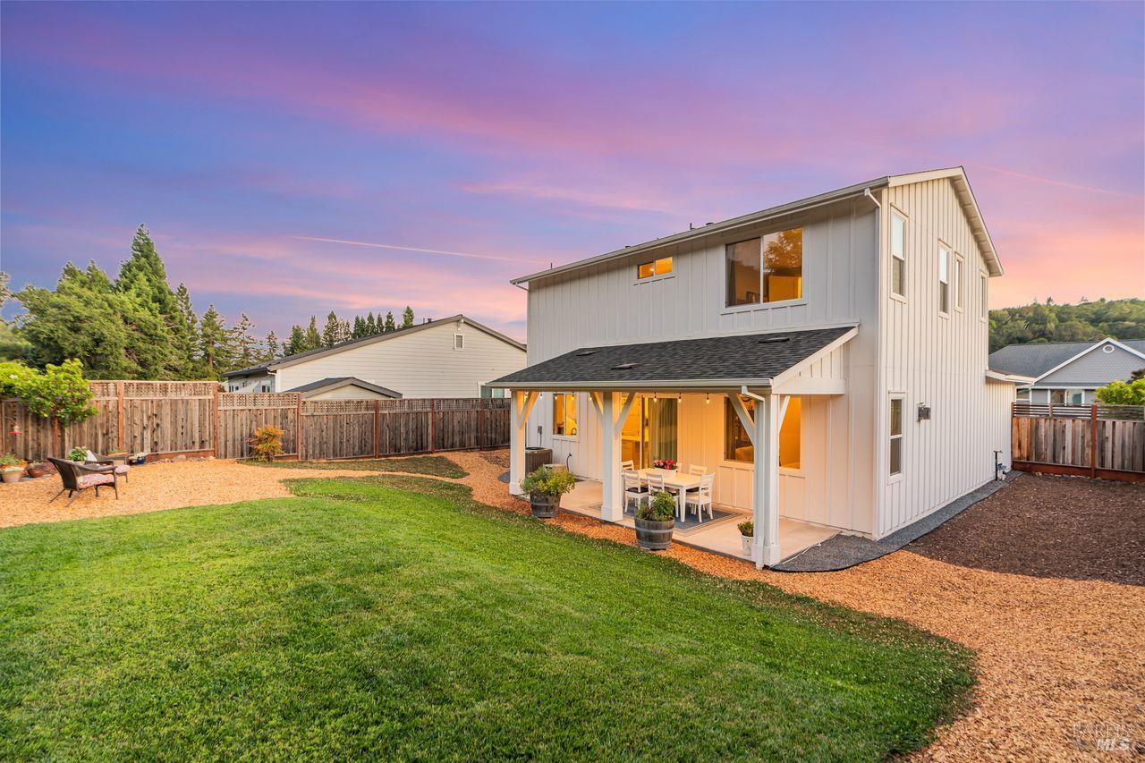 Detail Gallery Image 33 of 40 For 3566 Aaron Dr, Santa Rosa,  CA 95404 - 4 Beds | 3 Baths
