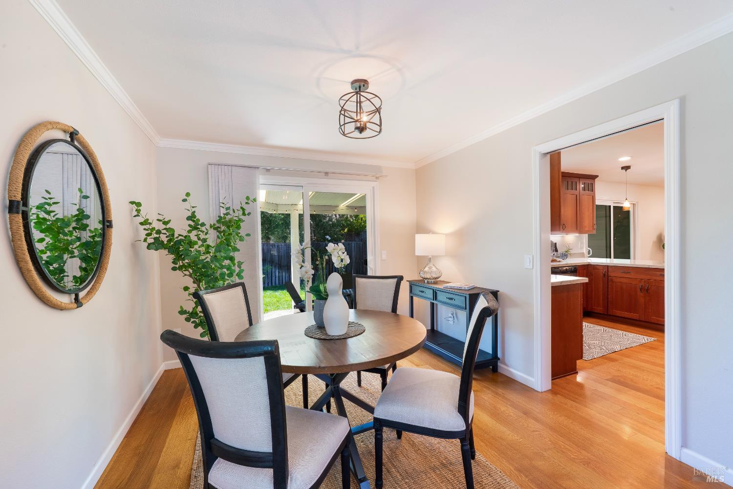 Detail Gallery Image 15 of 33 For 8819 Hood Mountain Cir, Santa Rosa,  CA 95409 - 2 Beds | 2 Baths