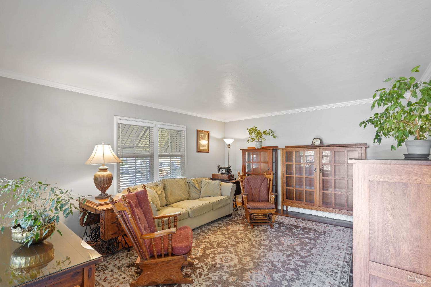 Detail Gallery Image 4 of 25 For 2001 Marin St, Napa,  CA 94559 - 2 Beds | 1 Baths