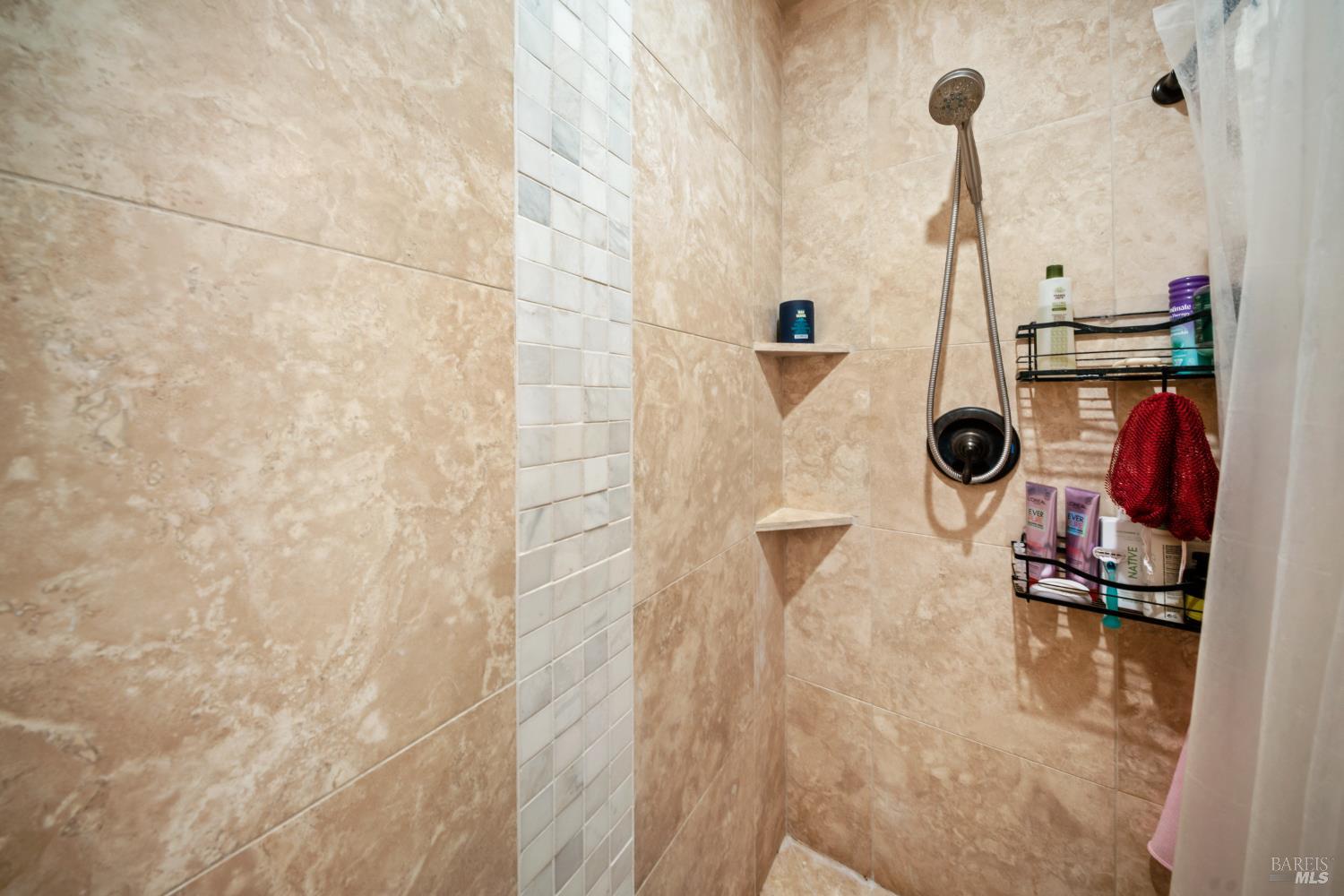 Detail Gallery Image 17 of 33 For 8190 Woodland Hills Dr, Cotati,  CA 94931 - 3 Beds | 2 Baths