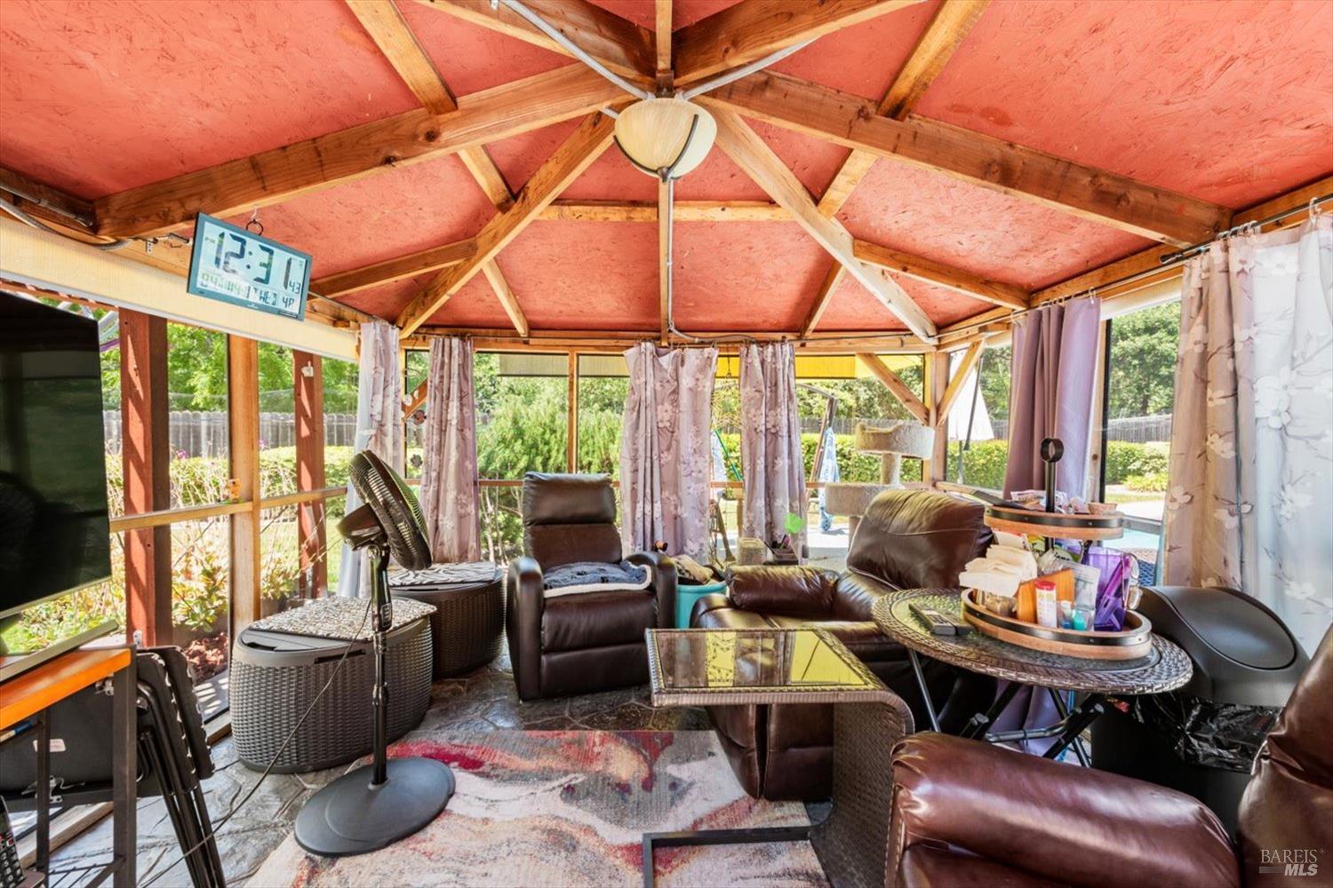 Detail Gallery Image 59 of 72 For 3451 Astoria Cir, Fairfield,  CA 94534 - 5 Beds | 3/1 Baths