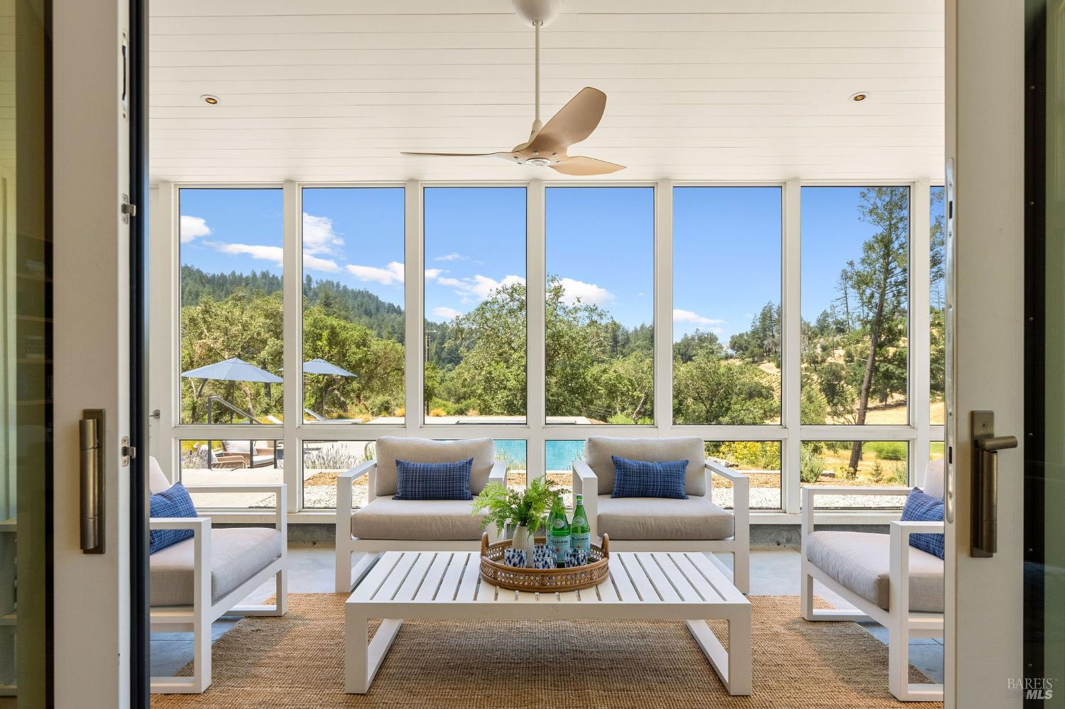 Detail Gallery Image 10 of 46 For 18907 State Highway 128 Unkn, Calistoga,  CA 94515 - 4 Beds | 3 Baths