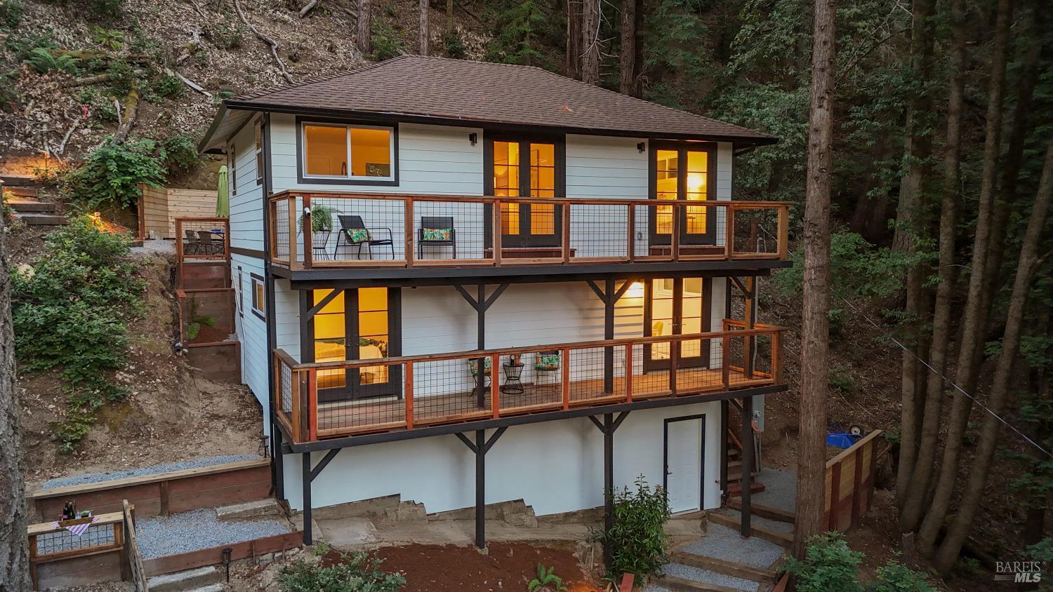 Detail Gallery Image 62 of 67 For 14150 Fern Rd, Guerneville,  CA 95446 - 3 Beds | 2/1 Baths