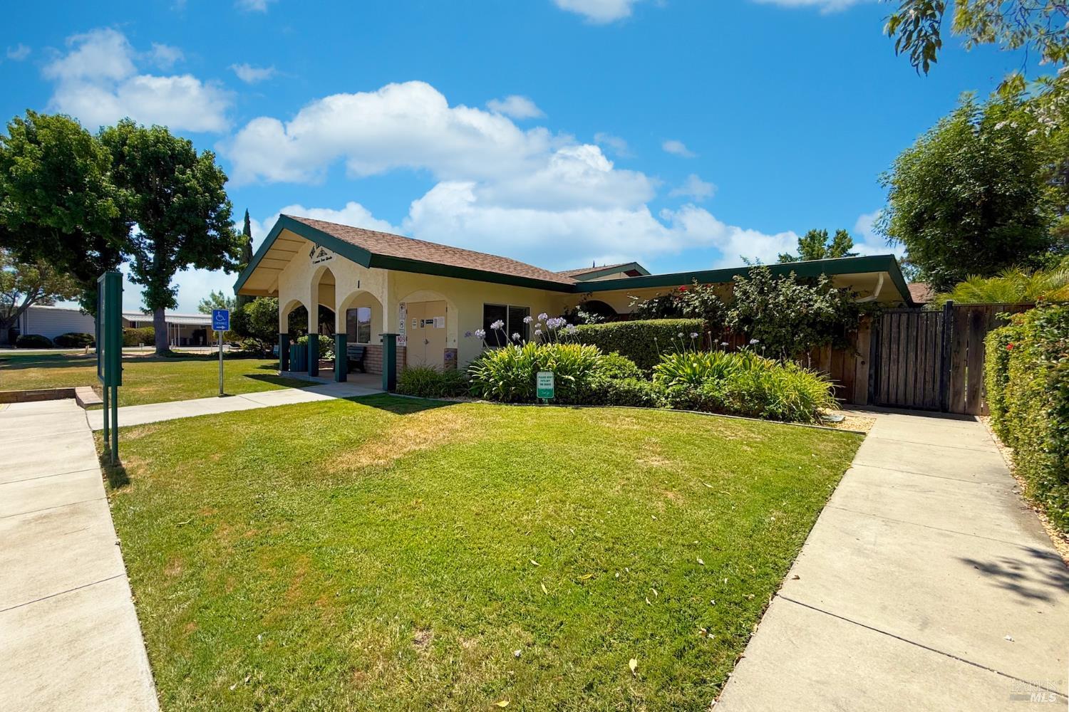 Detail Gallery Image 39 of 55 For 19 Lemon Tree Cir, Vacaville,  CA 95687 - 2 Beds | 2 Baths