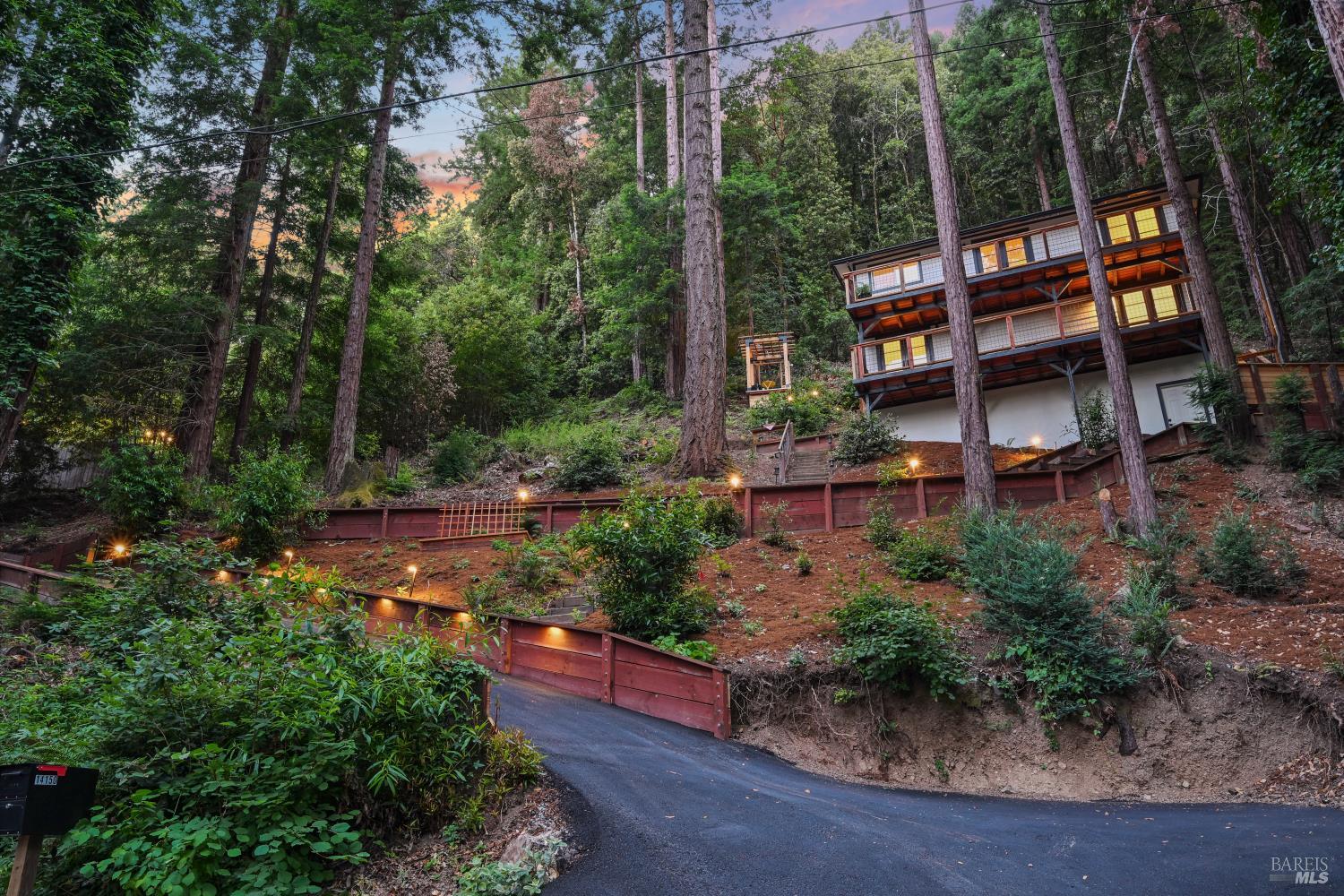 Detail Gallery Image 48 of 67 For 14150 Fern Rd, Guerneville,  CA 95446 - 3 Beds | 2/1 Baths