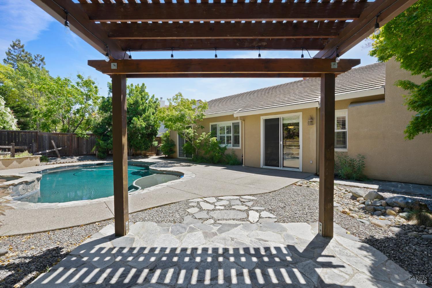 Detail Gallery Image 39 of 41 For 2432 Trevino Way, Fairfield,  CA 94534 - 4 Beds | 2 Baths