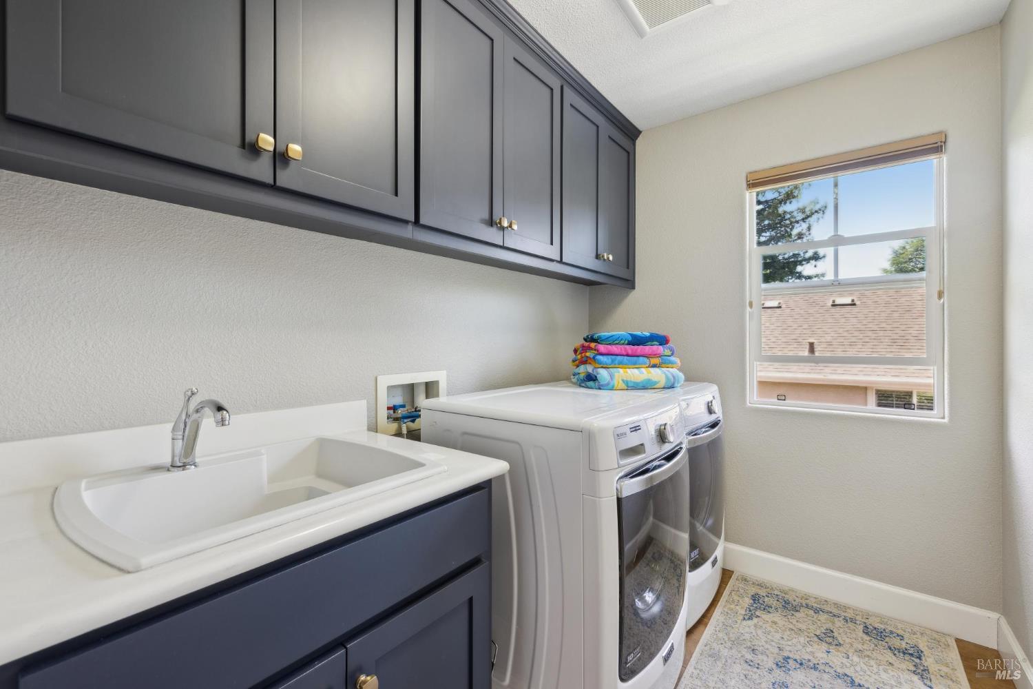 Detail Gallery Image 22 of 43 For 2108 W Lincoln Ave, Napa,  CA 94558 - 4 Beds | 3 Baths