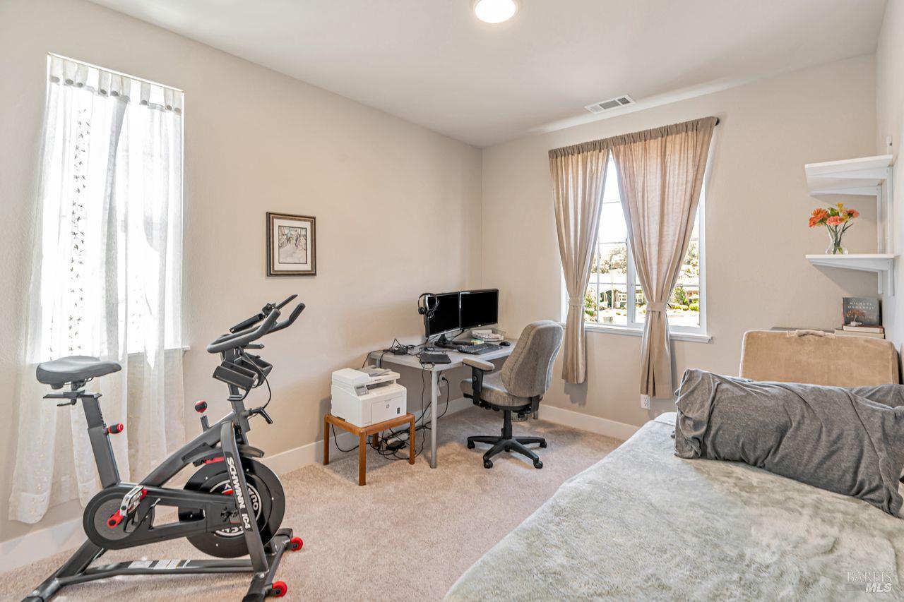 Detail Gallery Image 28 of 40 For 3566 Aaron Dr, Santa Rosa,  CA 95404 - 4 Beds | 3 Baths