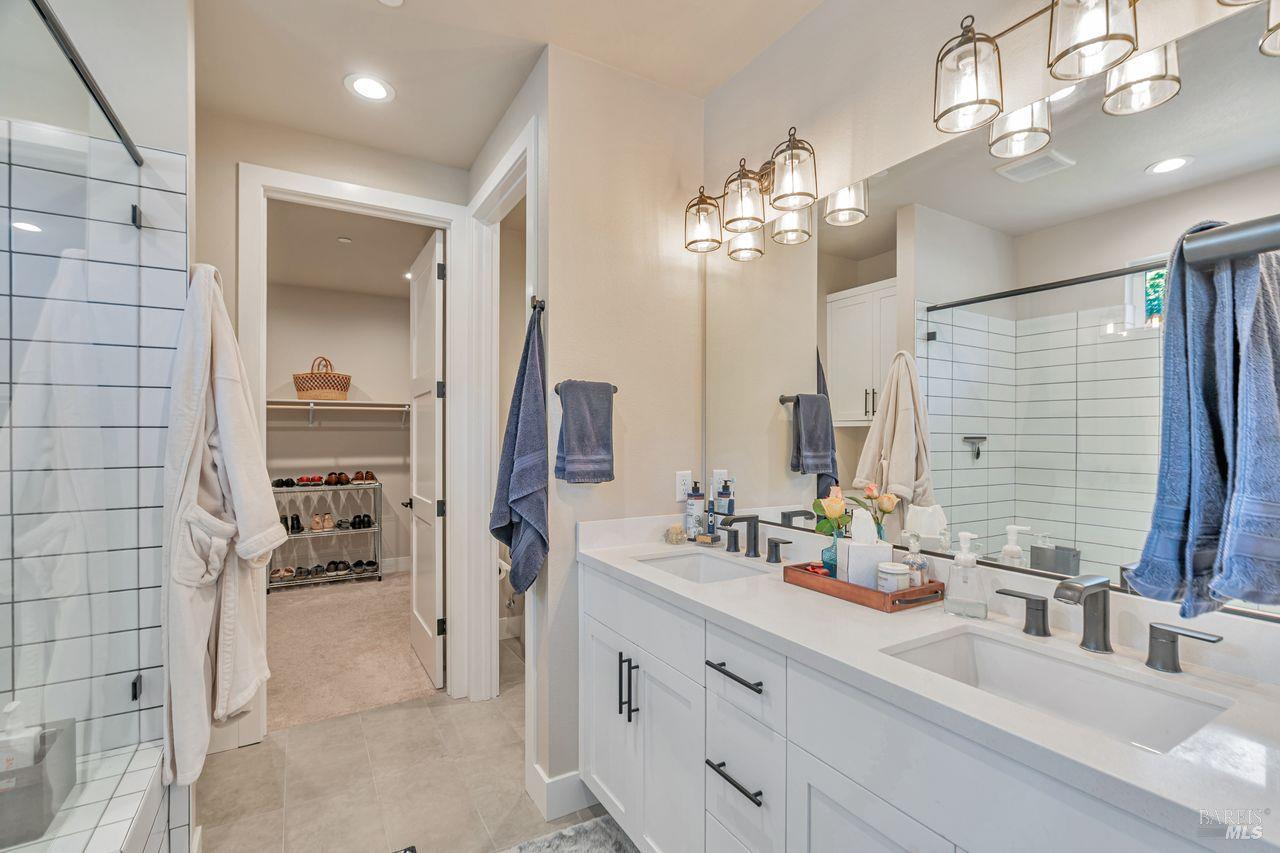 Detail Gallery Image 23 of 40 For 3566 Aaron Dr, Santa Rosa,  CA 95404 - 4 Beds | 3 Baths