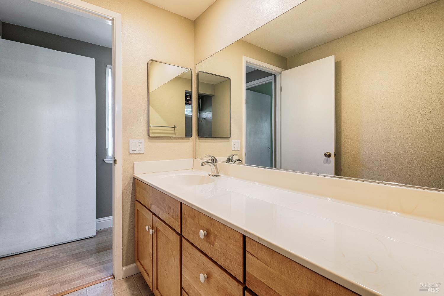 Detail Gallery Image 26 of 52 For 160 Oak Shadow Dr, Santa Rosa,  CA 95409 - 3 Beds | 2 Baths