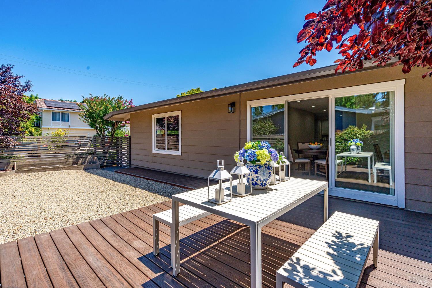 Detail Gallery Image 24 of 50 For 1705 Adele St, Calistoga,  CA 94515 - 3 Beds | 2/1 Baths