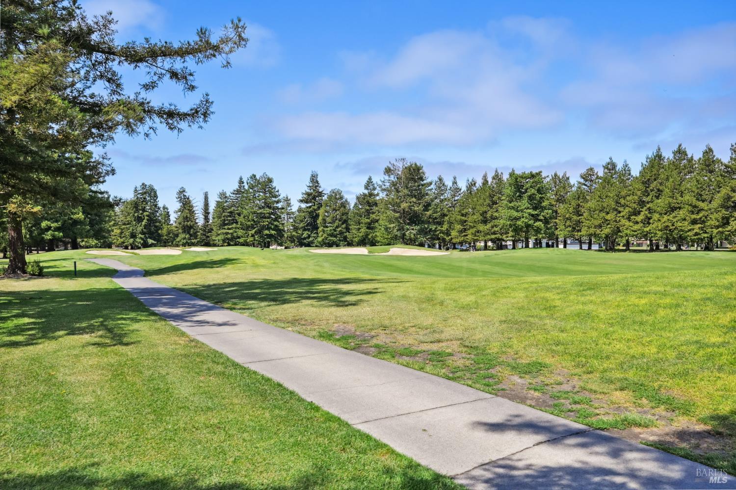 Detail Gallery Image 49 of 52 For 4777 Fairway Dr, Rohnert Park,  CA 94928 - 4 Beds | 2 Baths