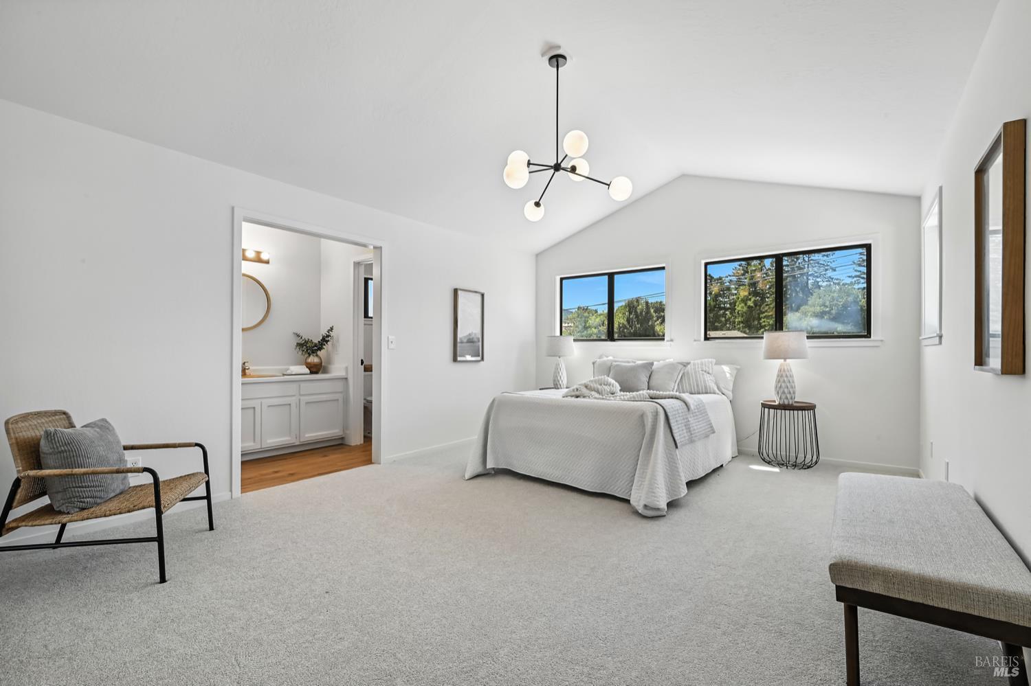 Detail Gallery Image 25 of 41 For 15 Arbor Cir, Novato,  CA 94947 - 5 Beds | 3 Baths