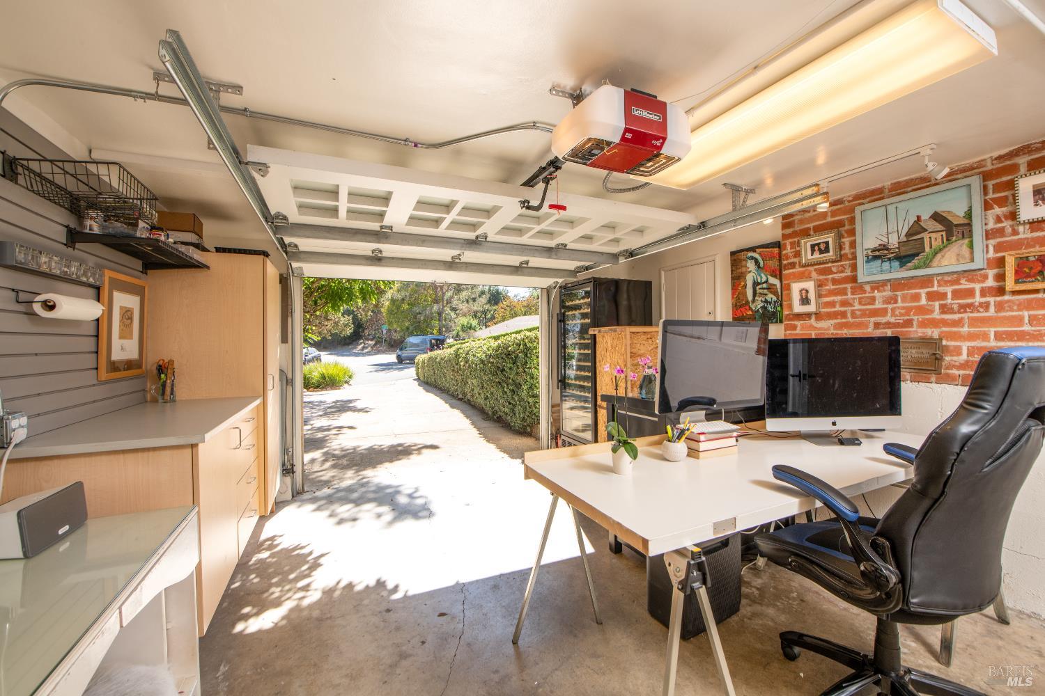 Detail Gallery Image 32 of 43 For 114 Tamal Vista Dr, San Rafael,  CA 94901 - 3 Beds | 2 Baths