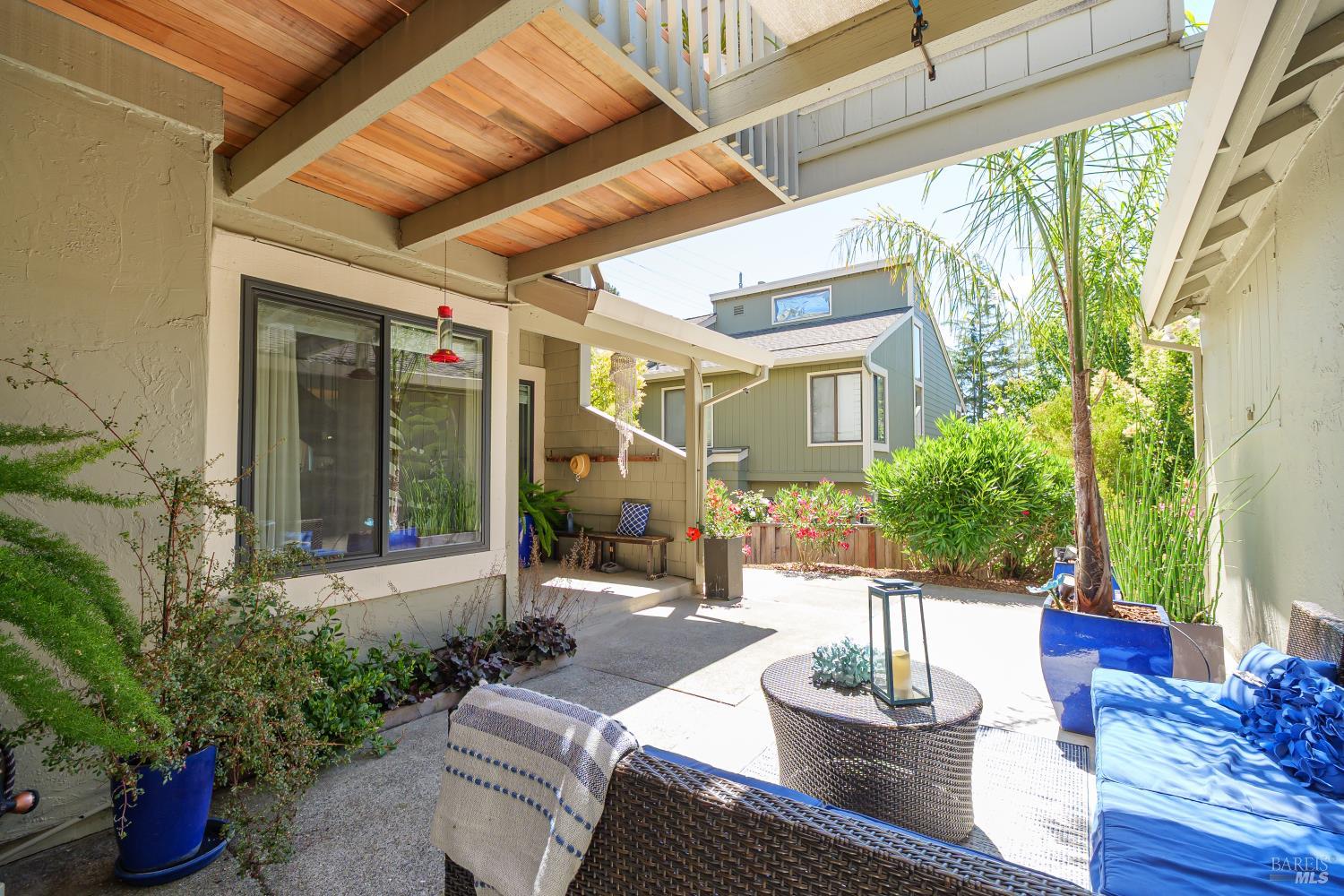 Detail Gallery Image 26 of 30 For 86 Sequoia Glen Ln, Novato,  CA 94947 - 2 Beds | 1/1 Baths