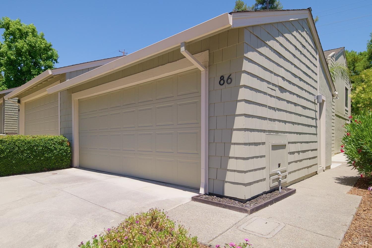 Detail Gallery Image 30 of 30 For 86 Sequoia Glen Ln, Novato,  CA 94947 - 2 Beds | 1/1 Baths