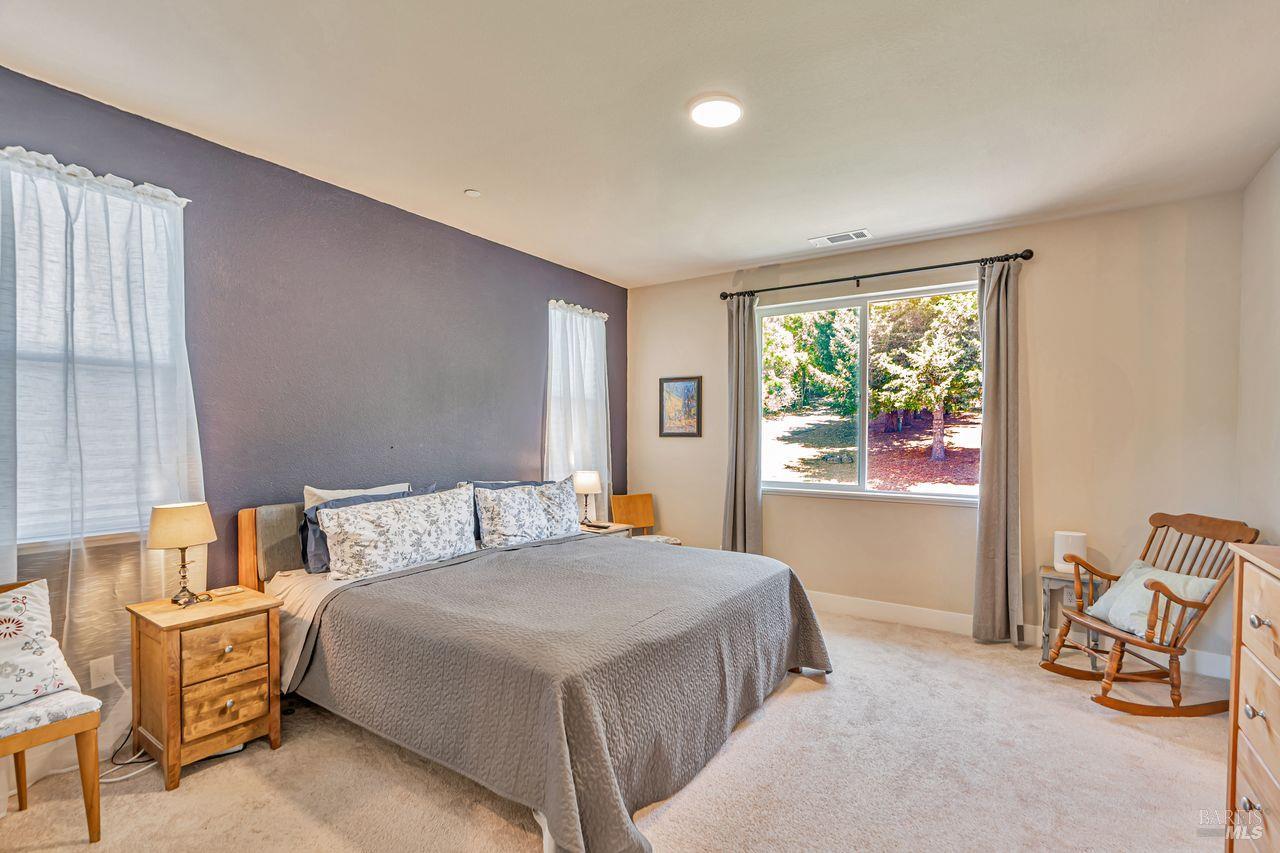 Detail Gallery Image 21 of 40 For 3566 Aaron Dr, Santa Rosa,  CA 95404 - 4 Beds | 3 Baths